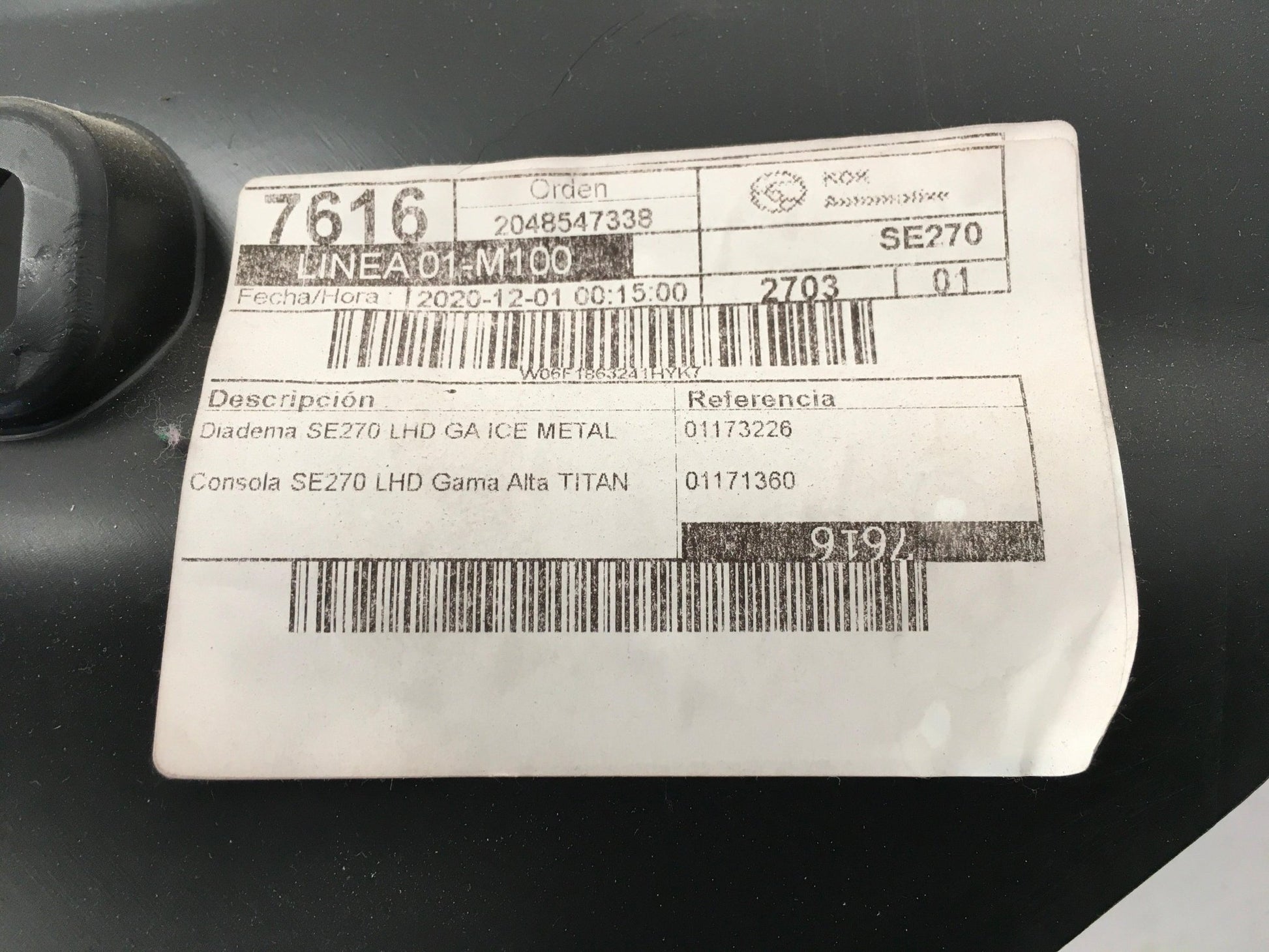 Consola central Seat Arona - 6F1863243A