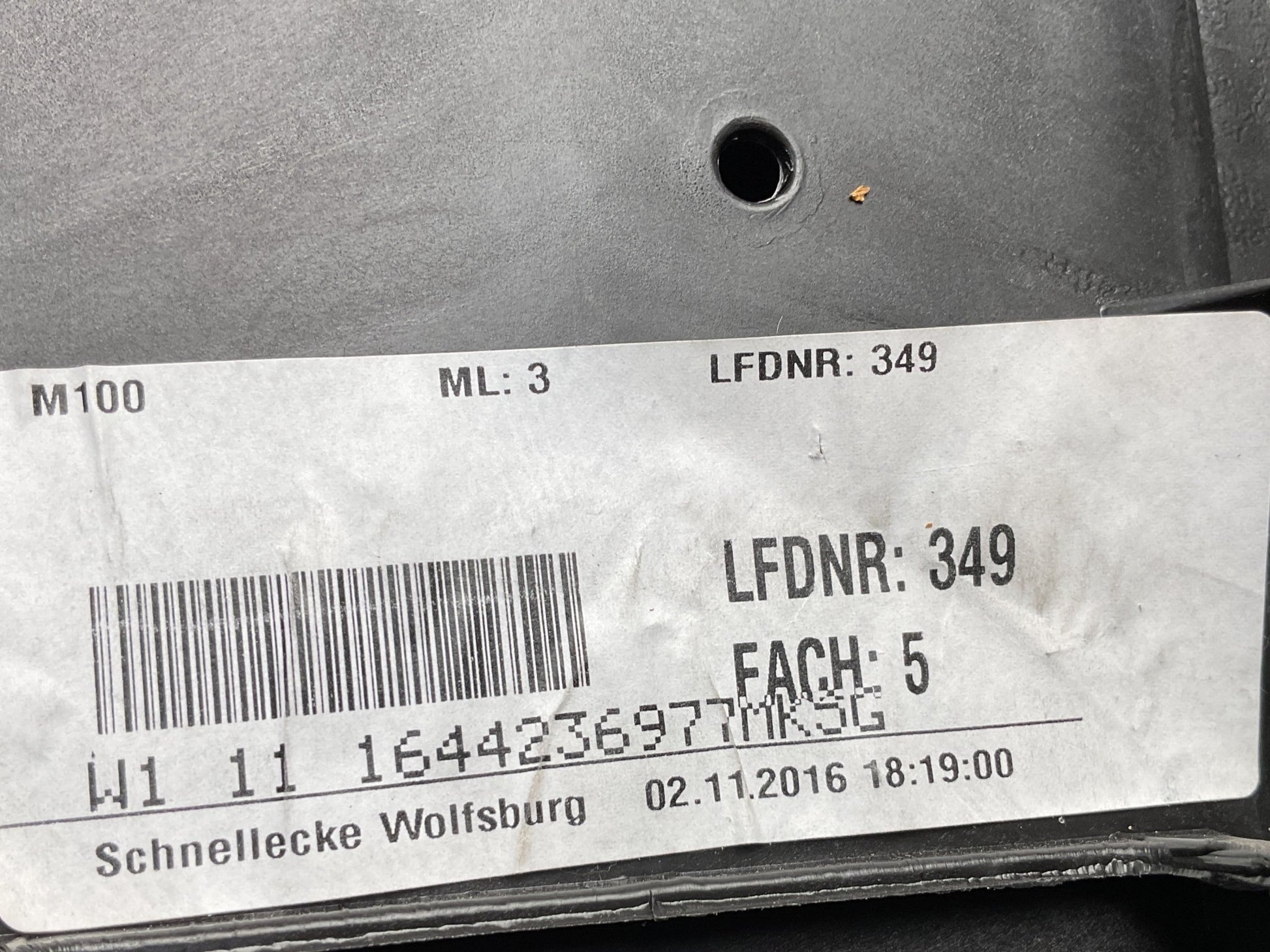 Consola Central VW Golf 12-20 - 5G1863241