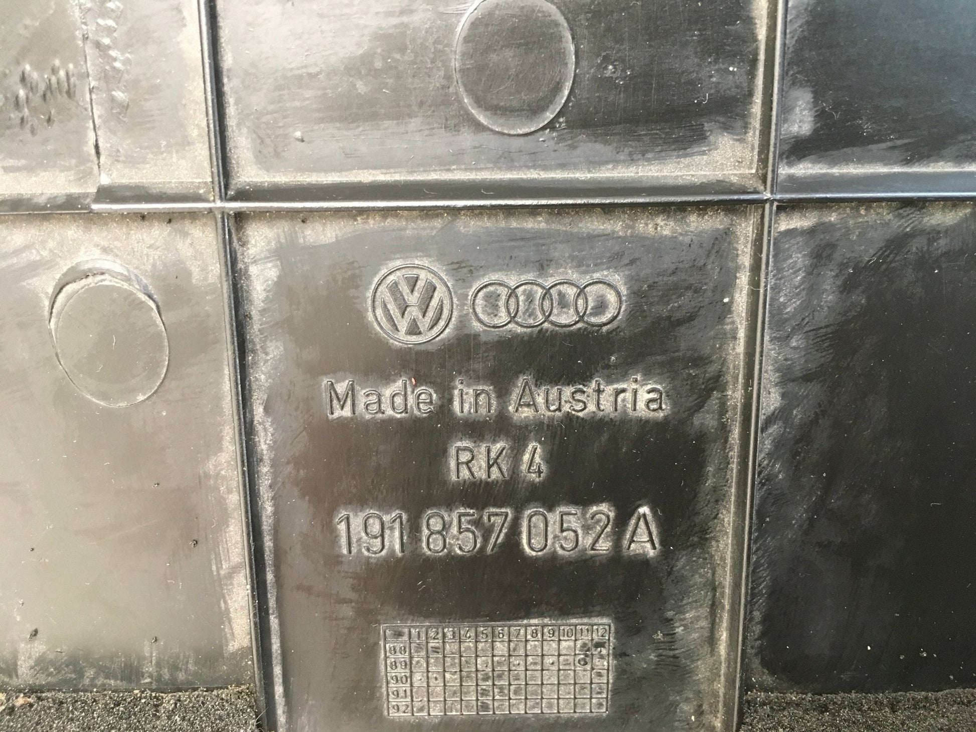 Consola central VW Golf II Jetta A2 - 191857052A