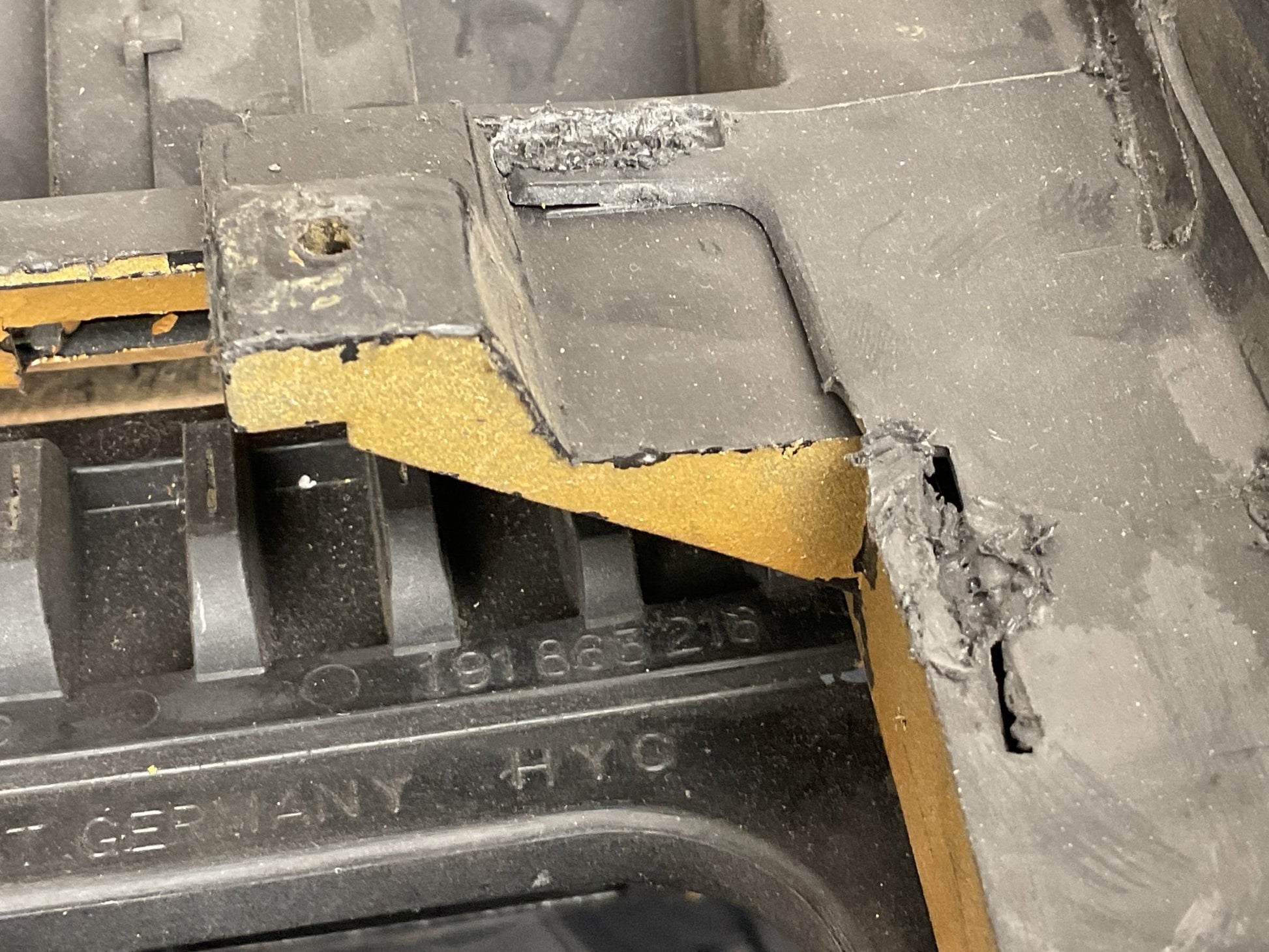 Consola central VW Golf Jetta 1983-1992 - 191863241