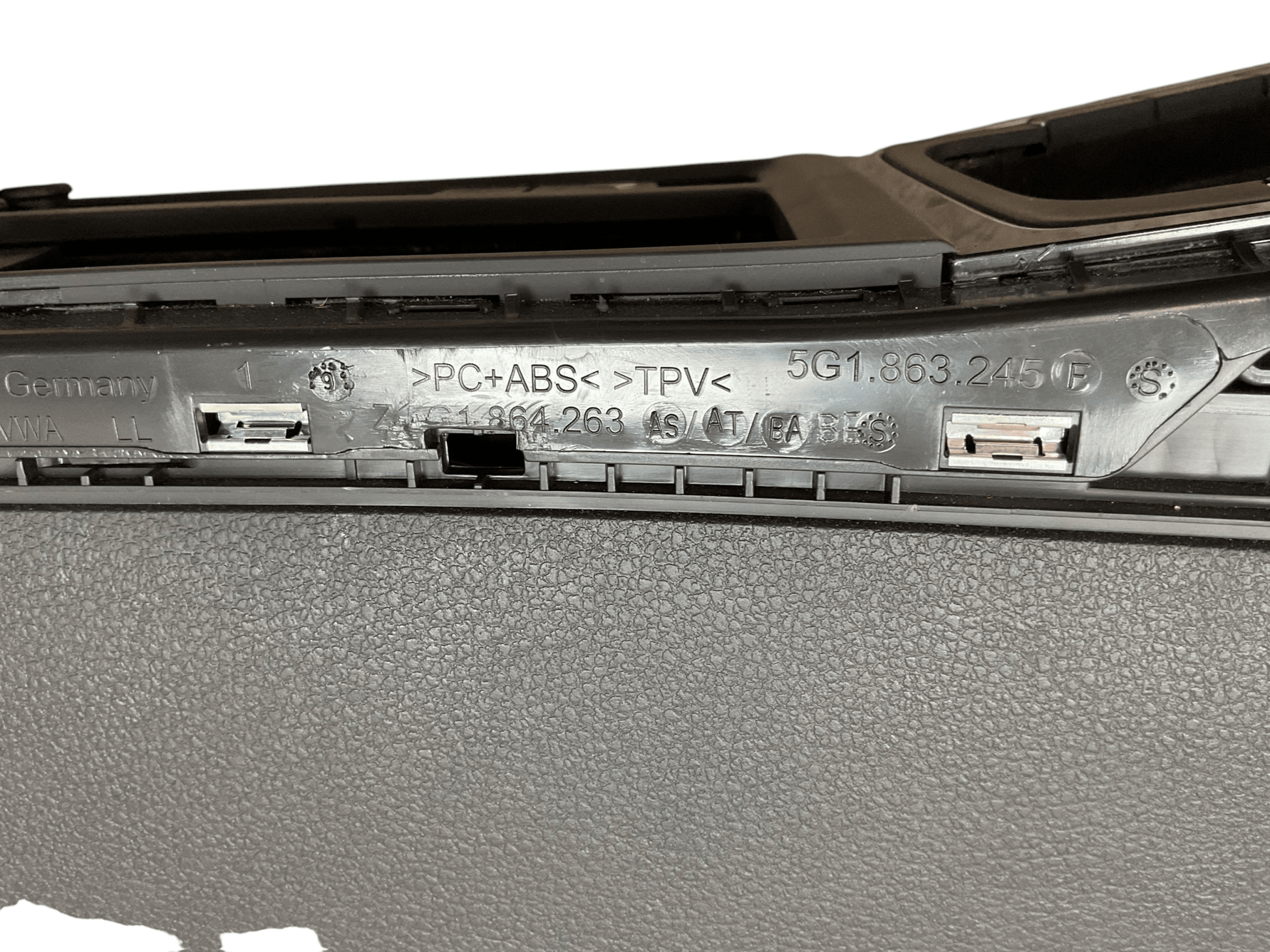 Consola central VW Golf VII GTI 2012 2020 - 5G1863245F _