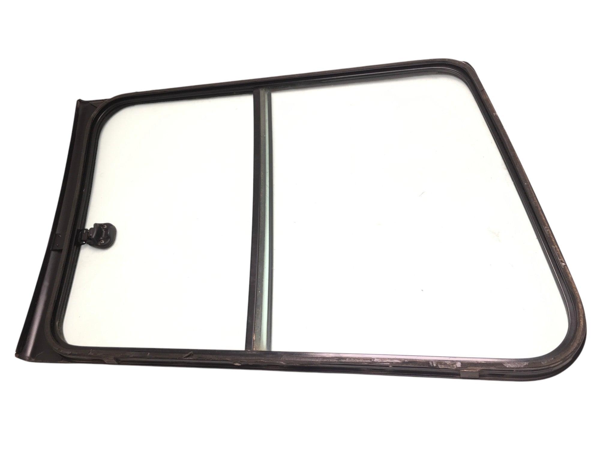 Cristal tra dcha Mitsubishi Galloper - 43R - 00033 _