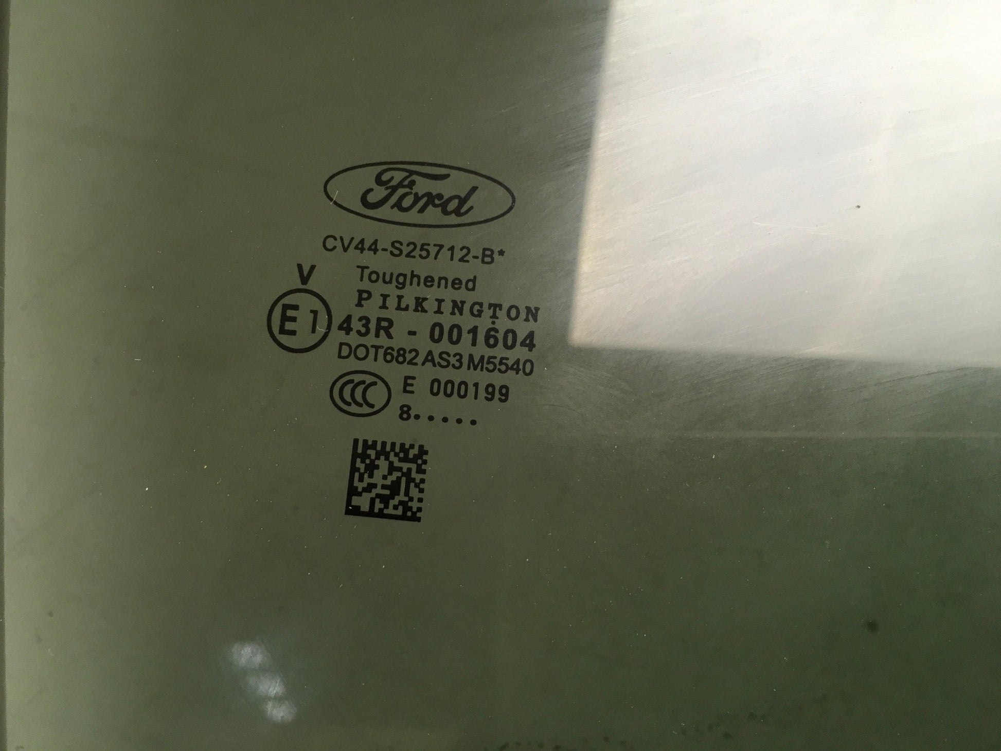 Cristal tra dcho Ford Kuga II - CV44S25712B