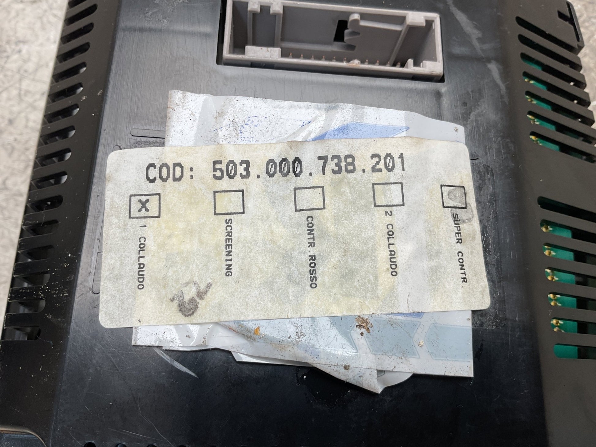 Cuadro de intrumentos Audi - 5550007301