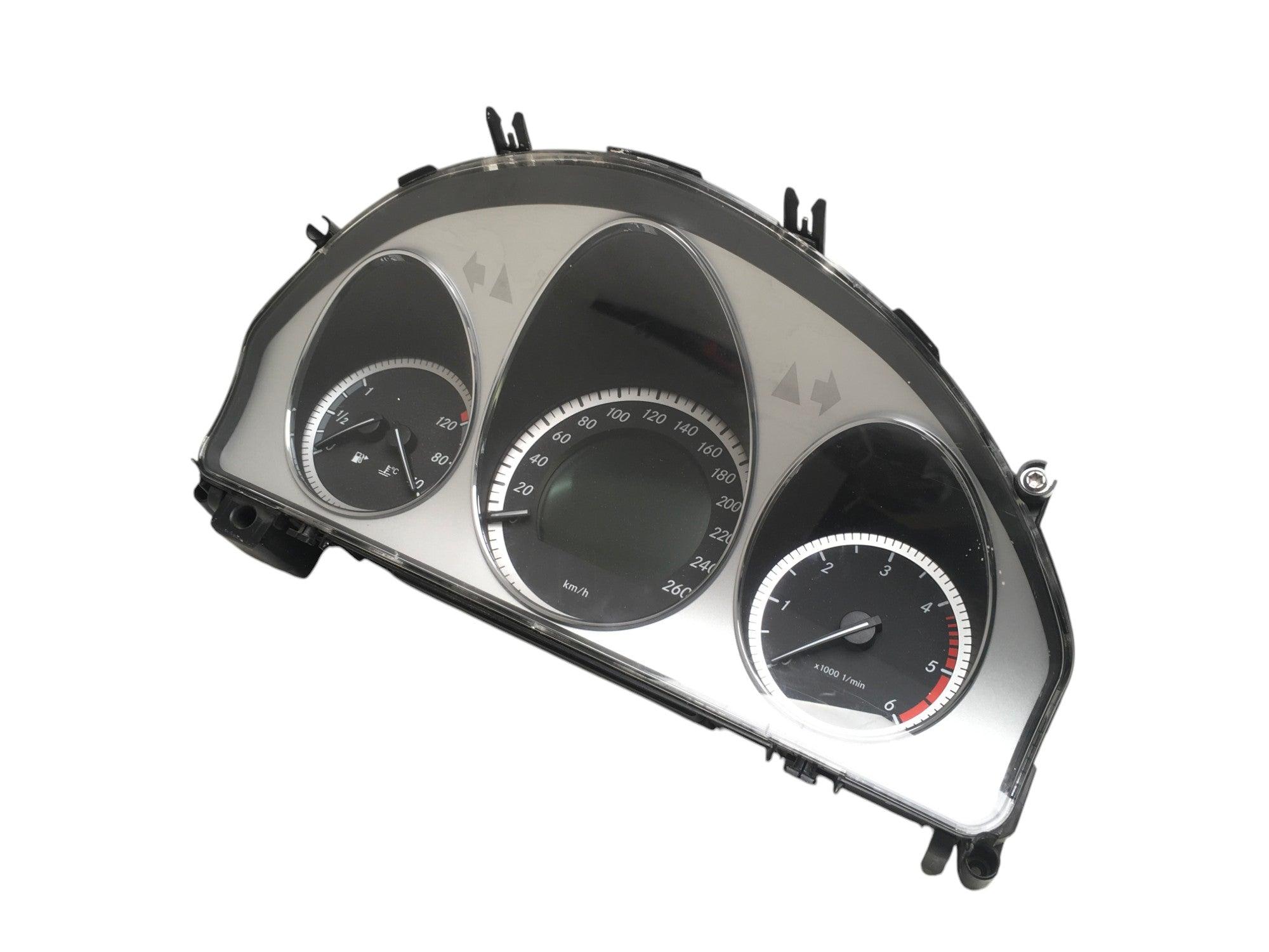 Cuadro Instrumentos Mercedes W204 - A2049002105