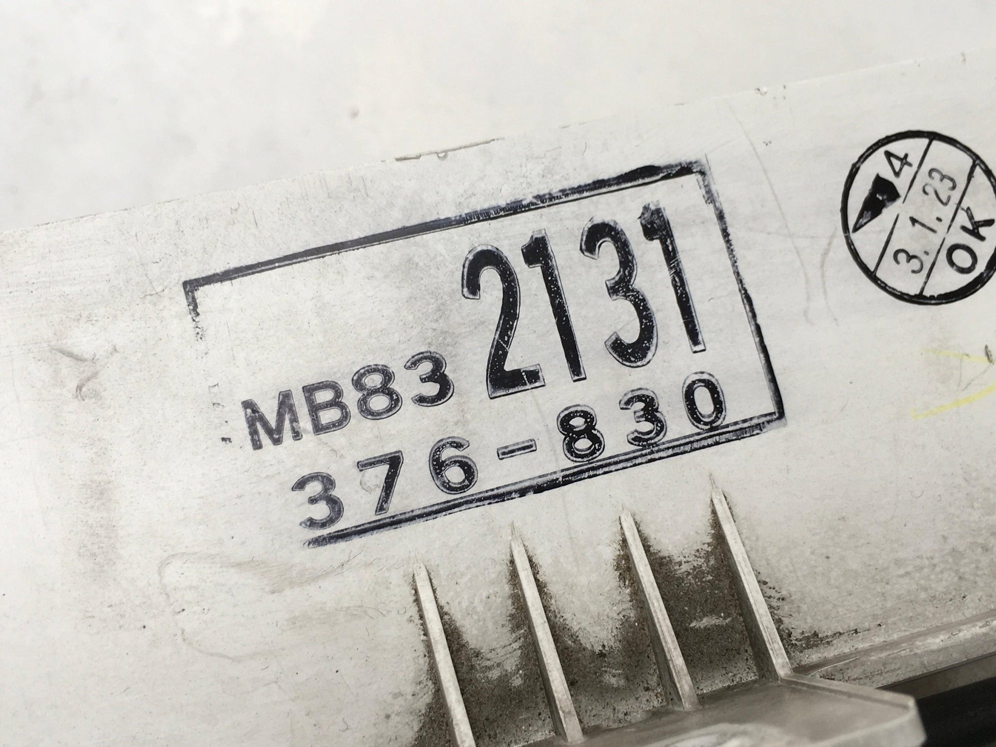 Cuadro instrumentos Mitsubishi Pajero II - MB832131