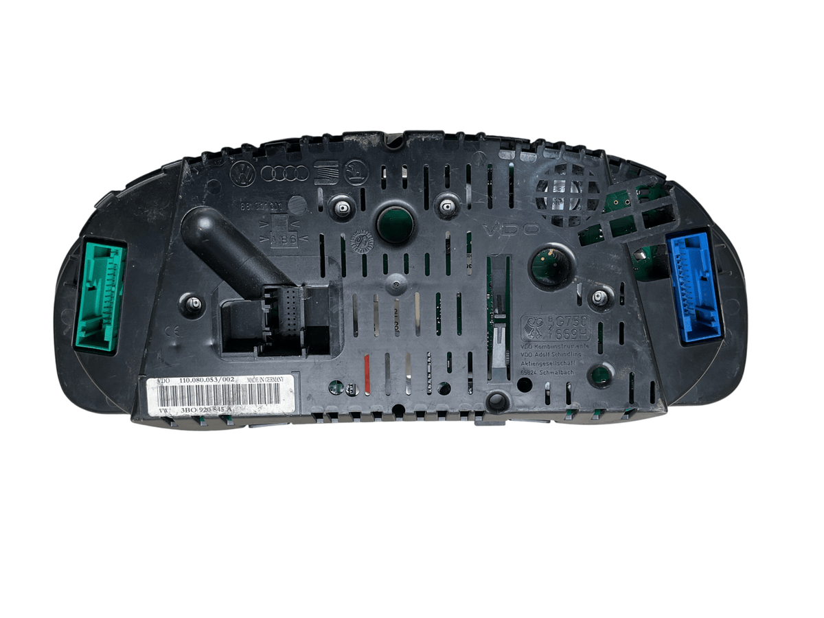 Cuadro instrumentos VW Passat B5 00-05 - 3B0920845A