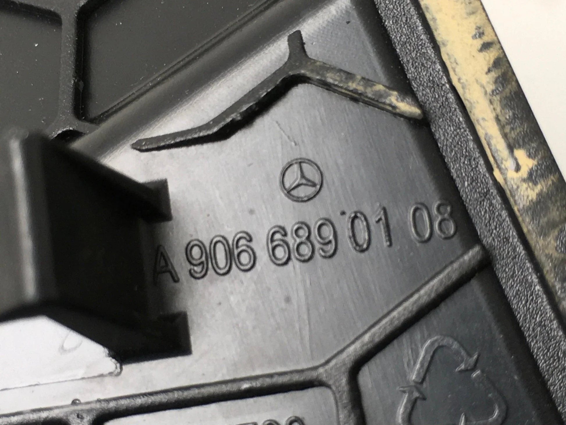 Cubierta Altavoz Mercedes Sprinter W906