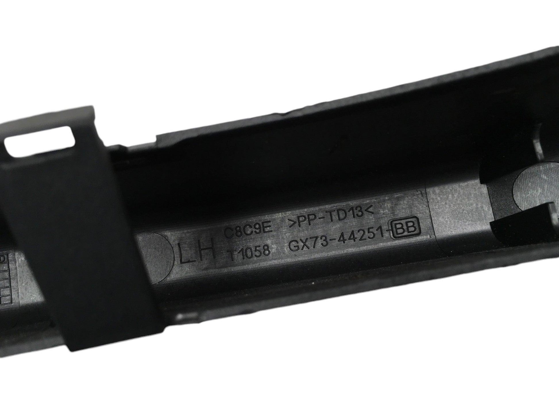 Cubierta bisagra porton Jaguar XE - GX7344251BB