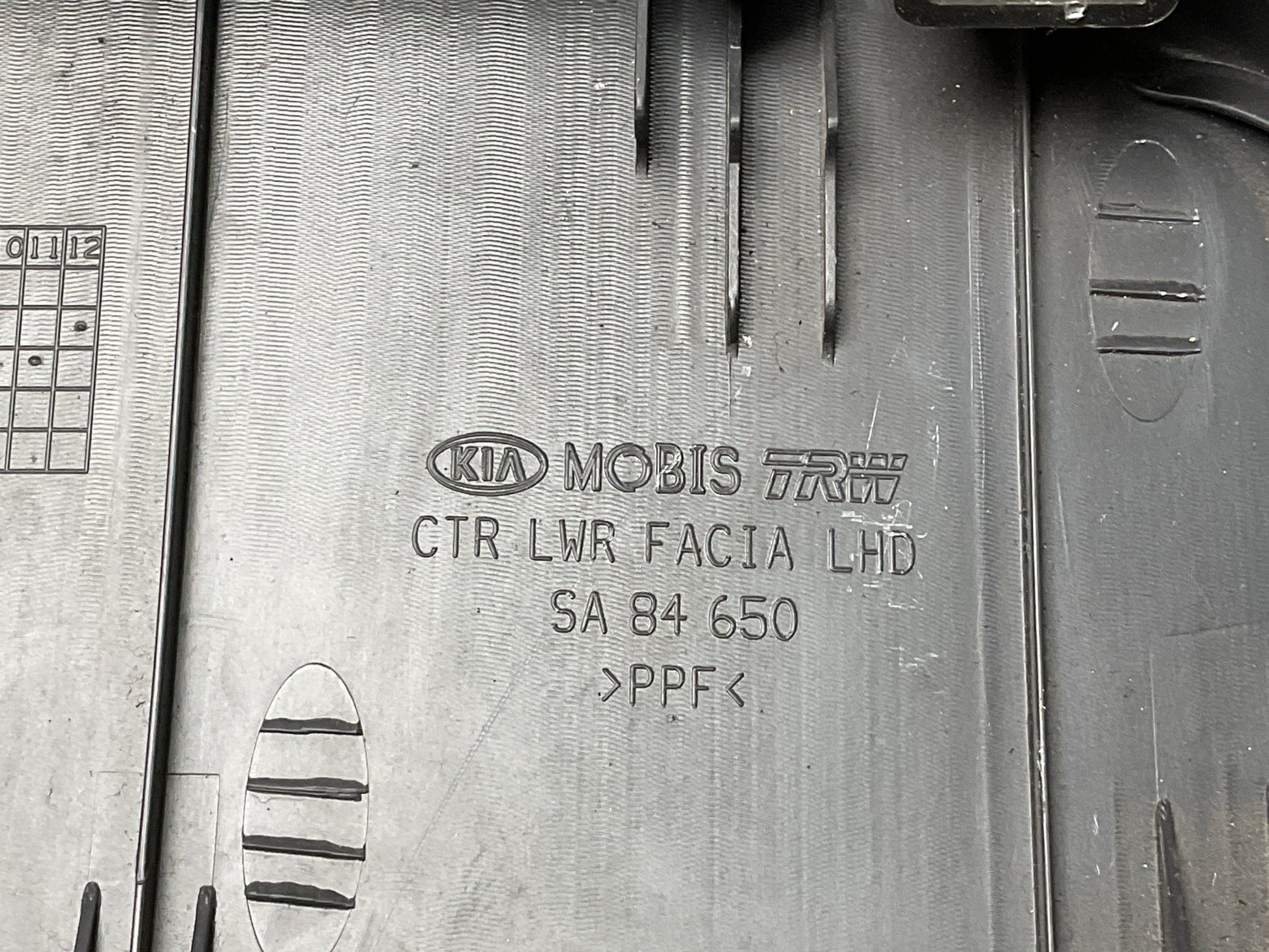 Cubierta climatizador KIA Picanto 04-11 - SA84650