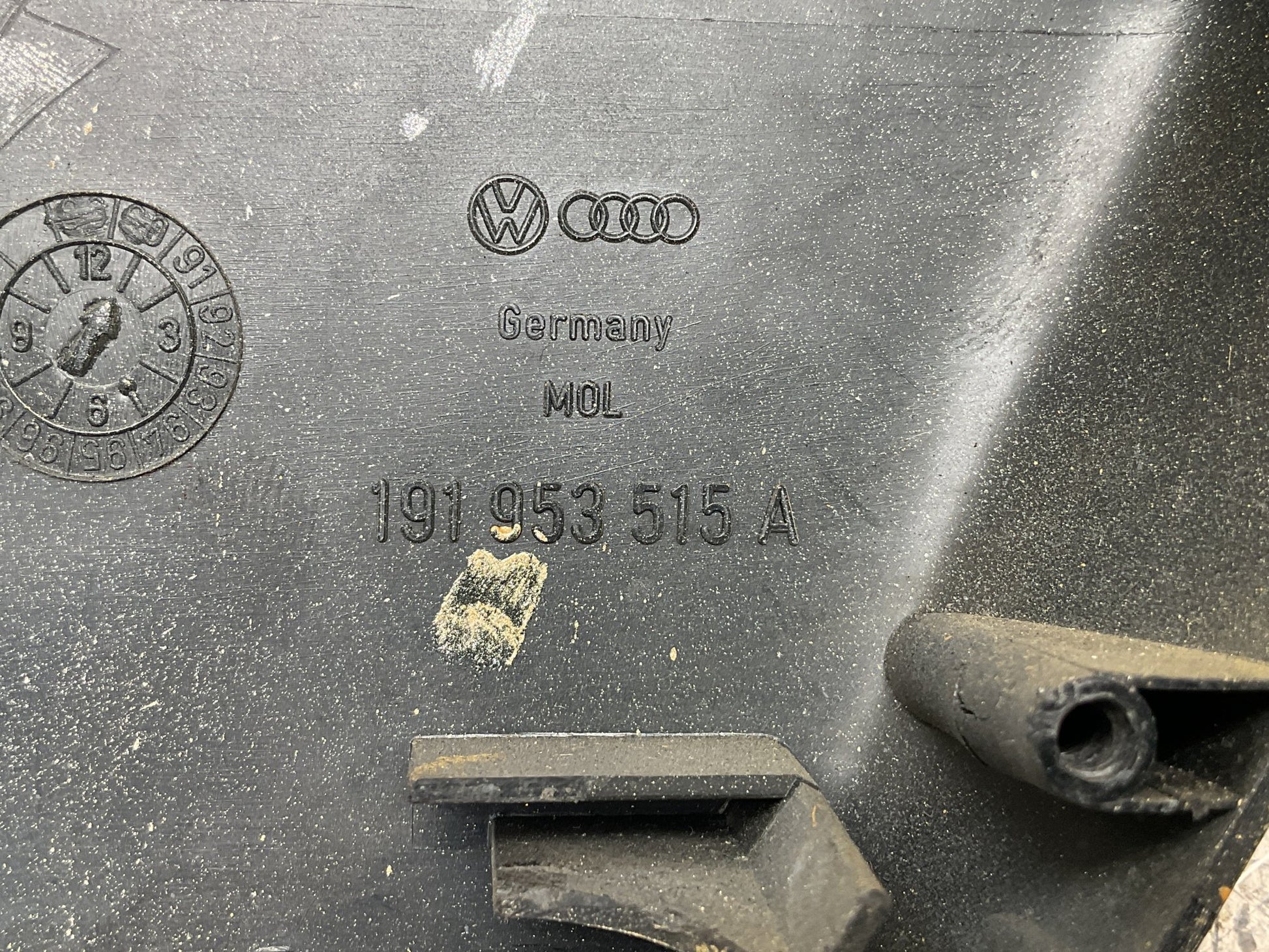 Cubierta Columna direccion VW Golf 83-92 - 191953515A