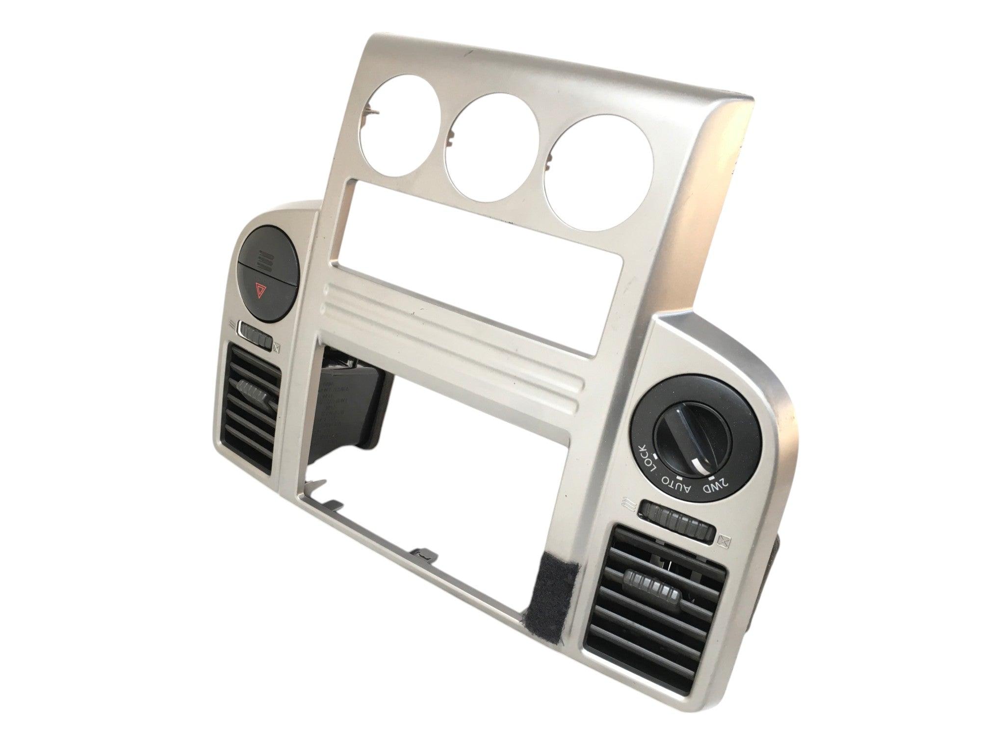 Cubierta consola central Nissan X - Trail T30 - 68260EQ100