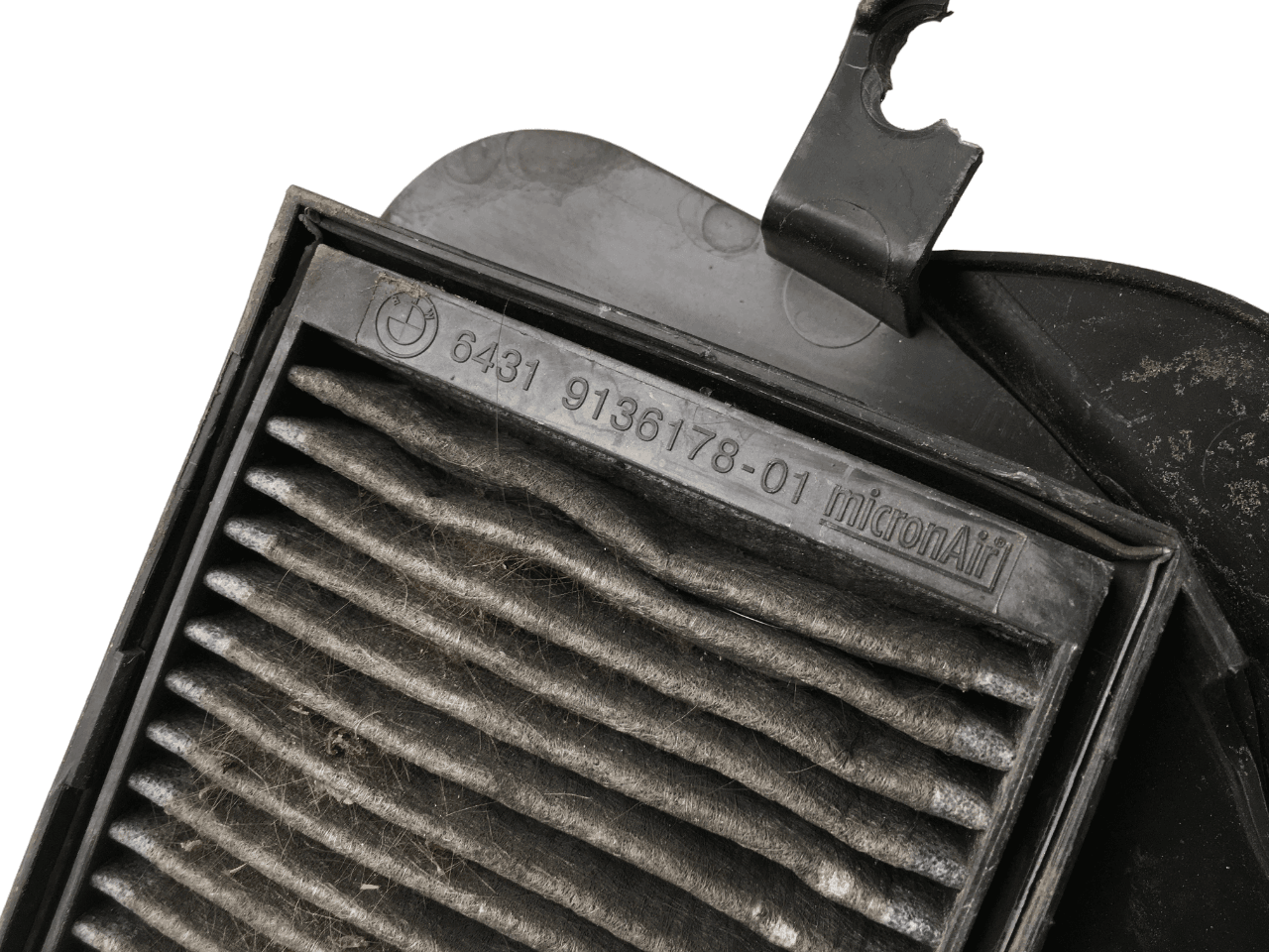 Cubierta filtro aire izq BMW E90 - 9136178