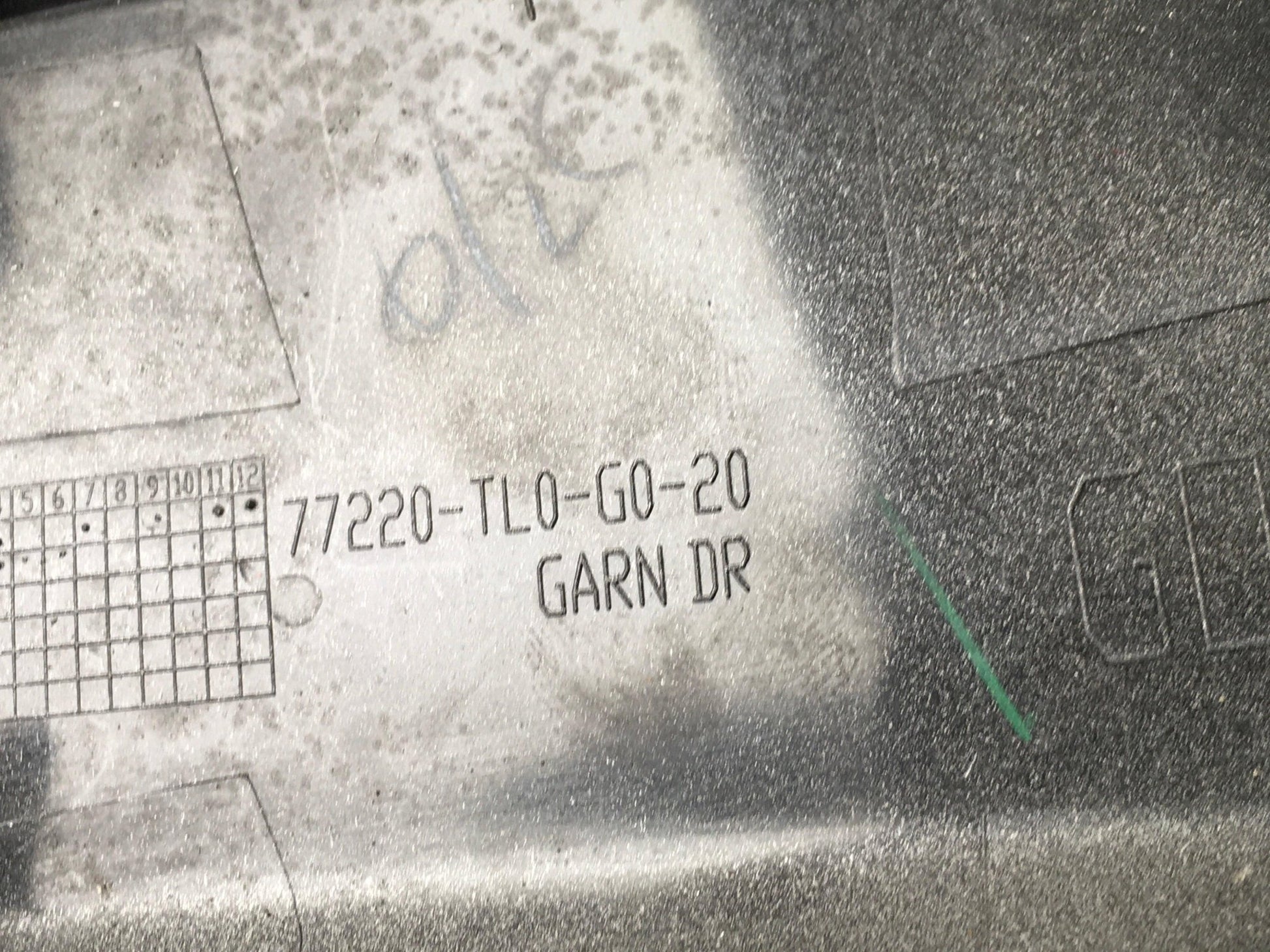 Cubierta izquierda salpicadero Honda Accord VIII - 77220TL0G020