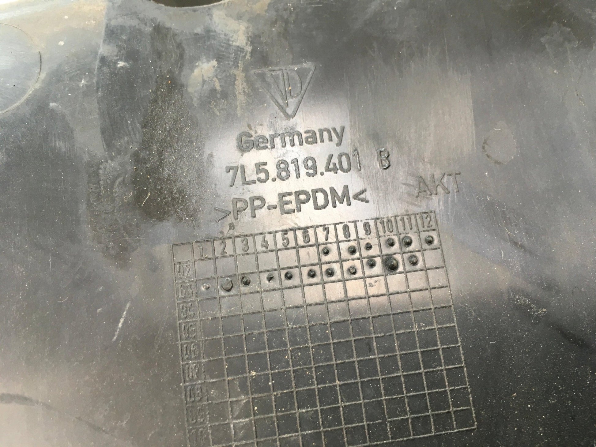 Cubierta Limpiaparabrisas Porsche Cayenne 9PA - 7L5819401B