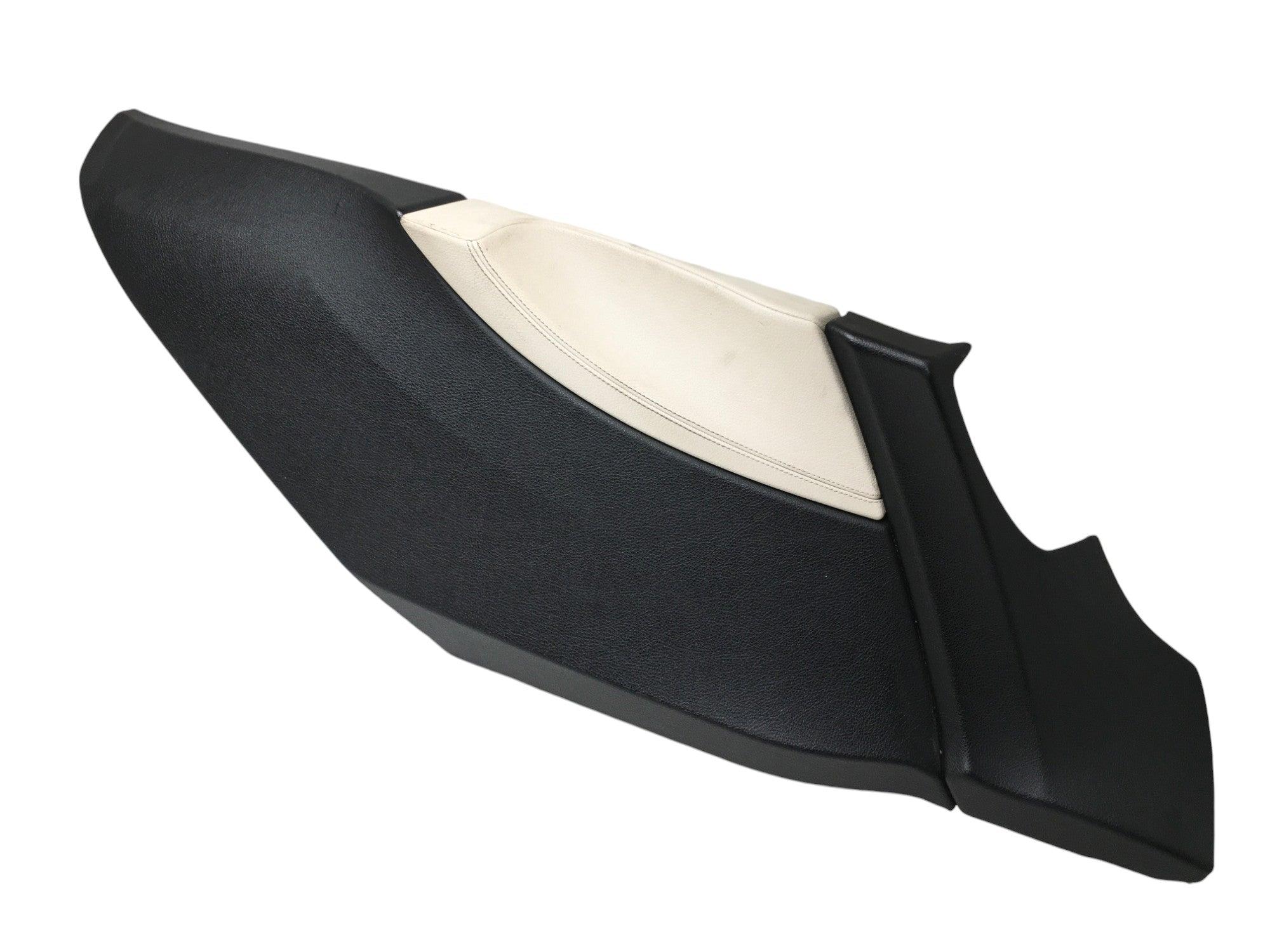 Cubierta Pilar C BMW F07 - 1747003