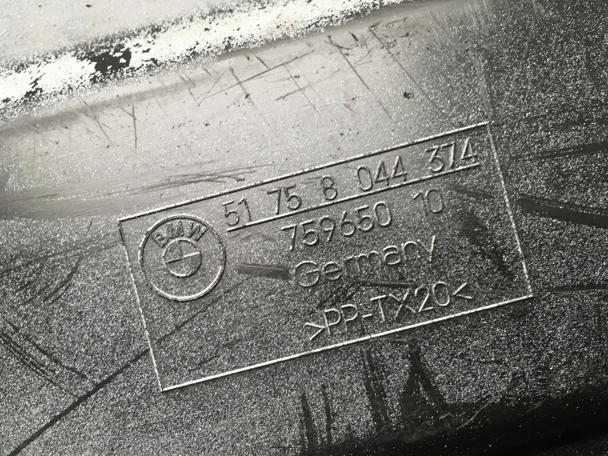 Cubre bajos dcho BMW E92 E93 - 51758044374