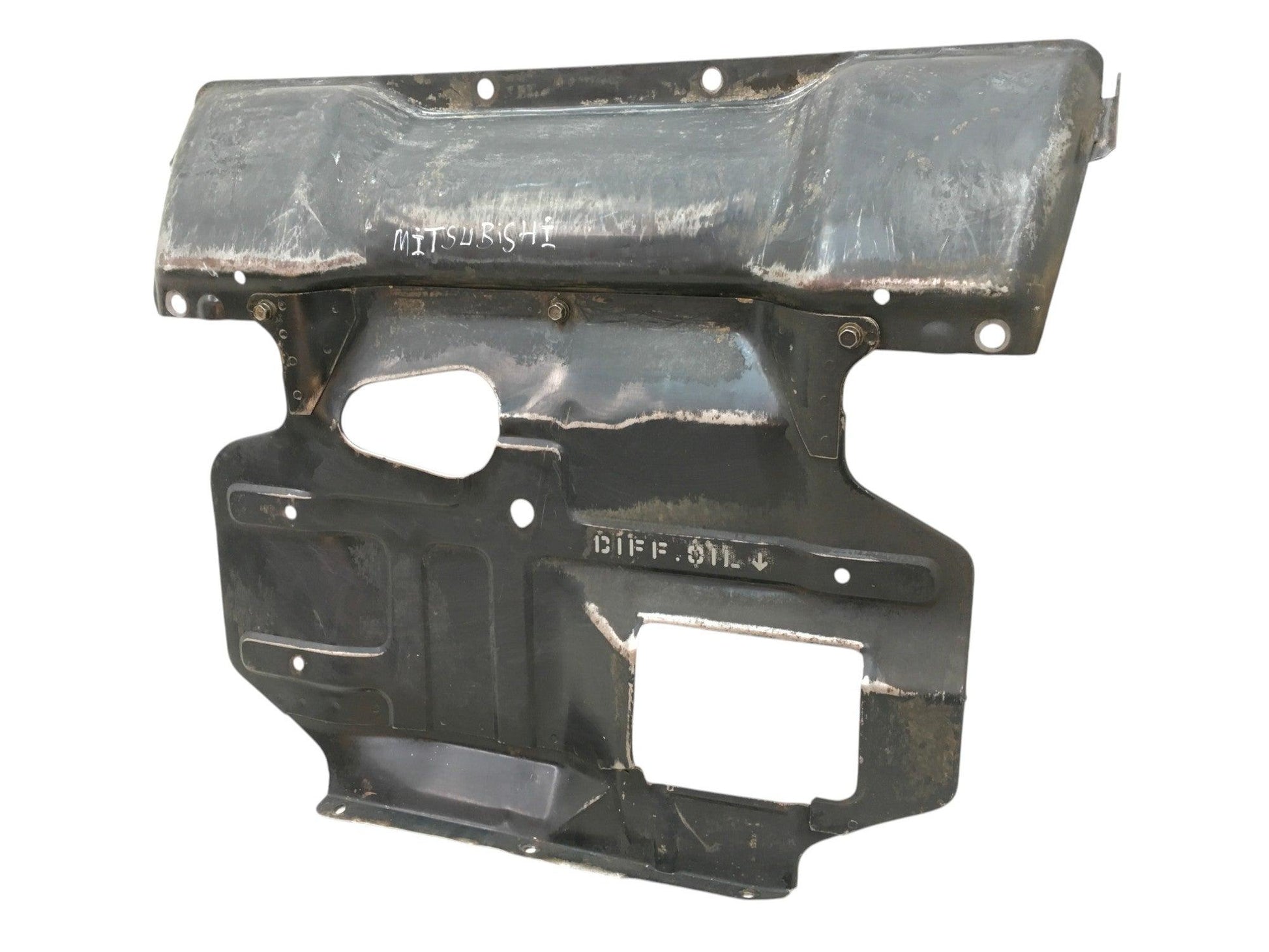 Cubre Bajos Mitsubishi Montero I - CubrecarterMitsubishi