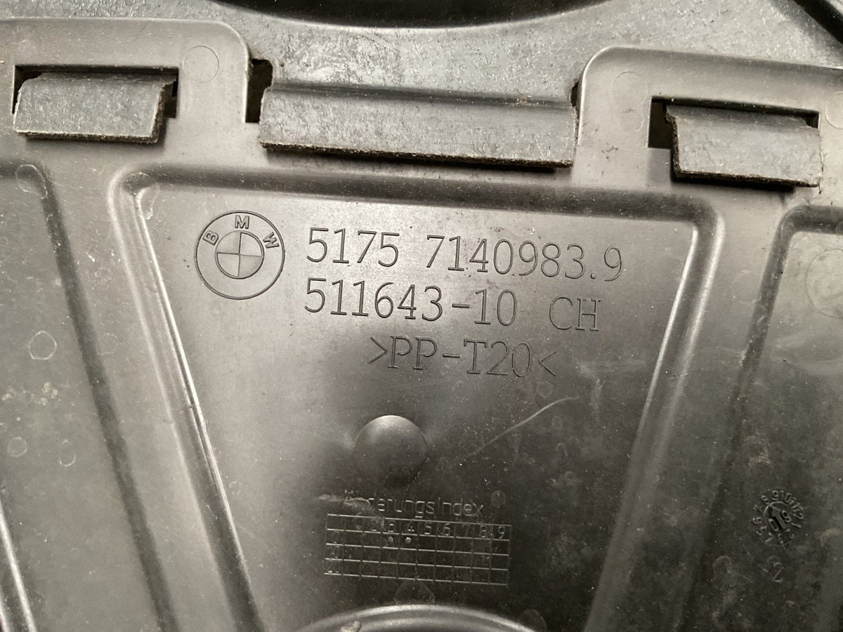 Cubrecarter BMW 1 / 3 07-12 - 51757140983