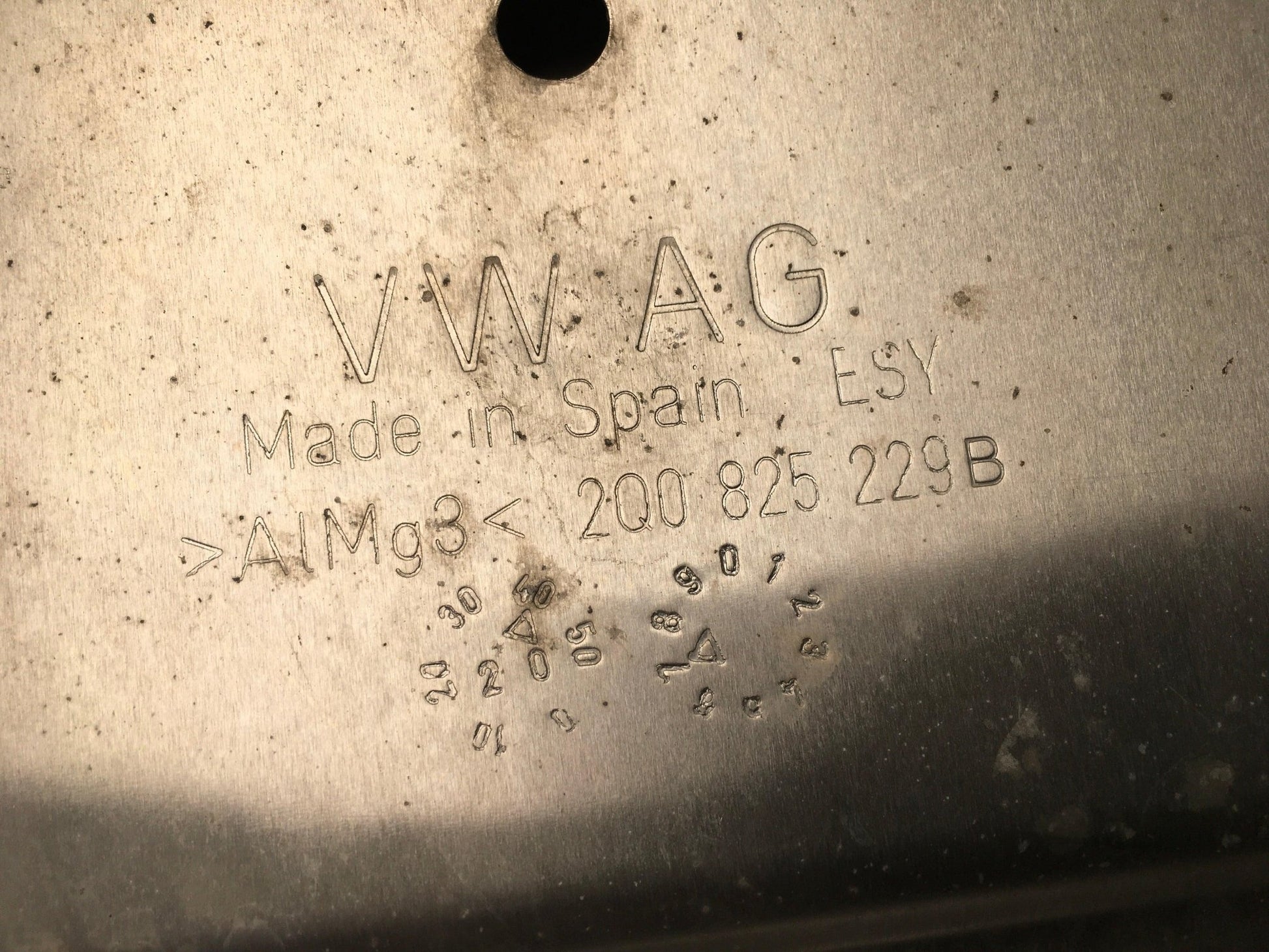 Cubrecarter VW 2Q0825229B - 2Q0825229B