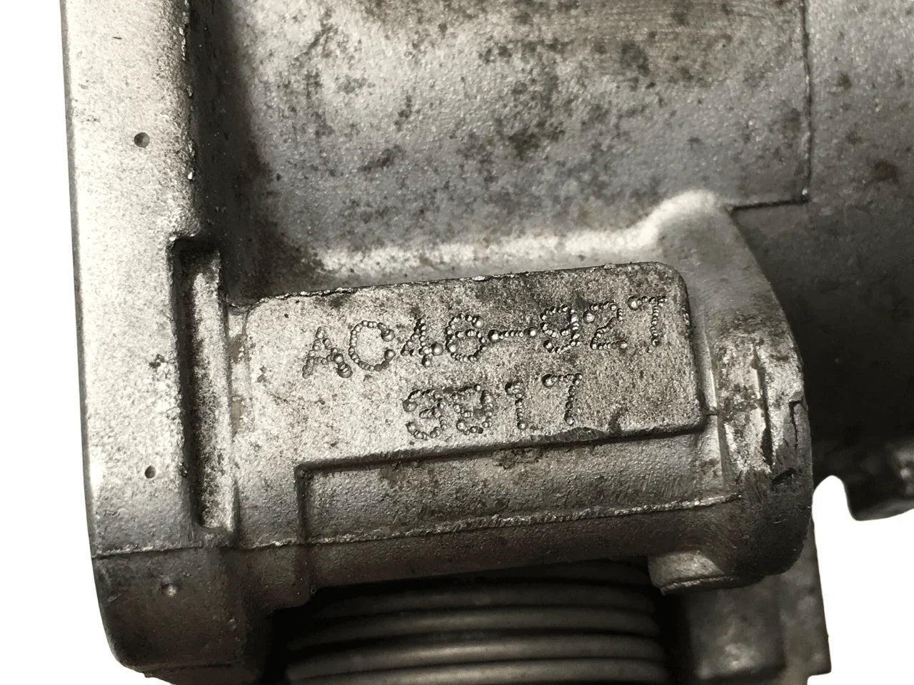 Cuerpo mariposa Suzuki AC46927
