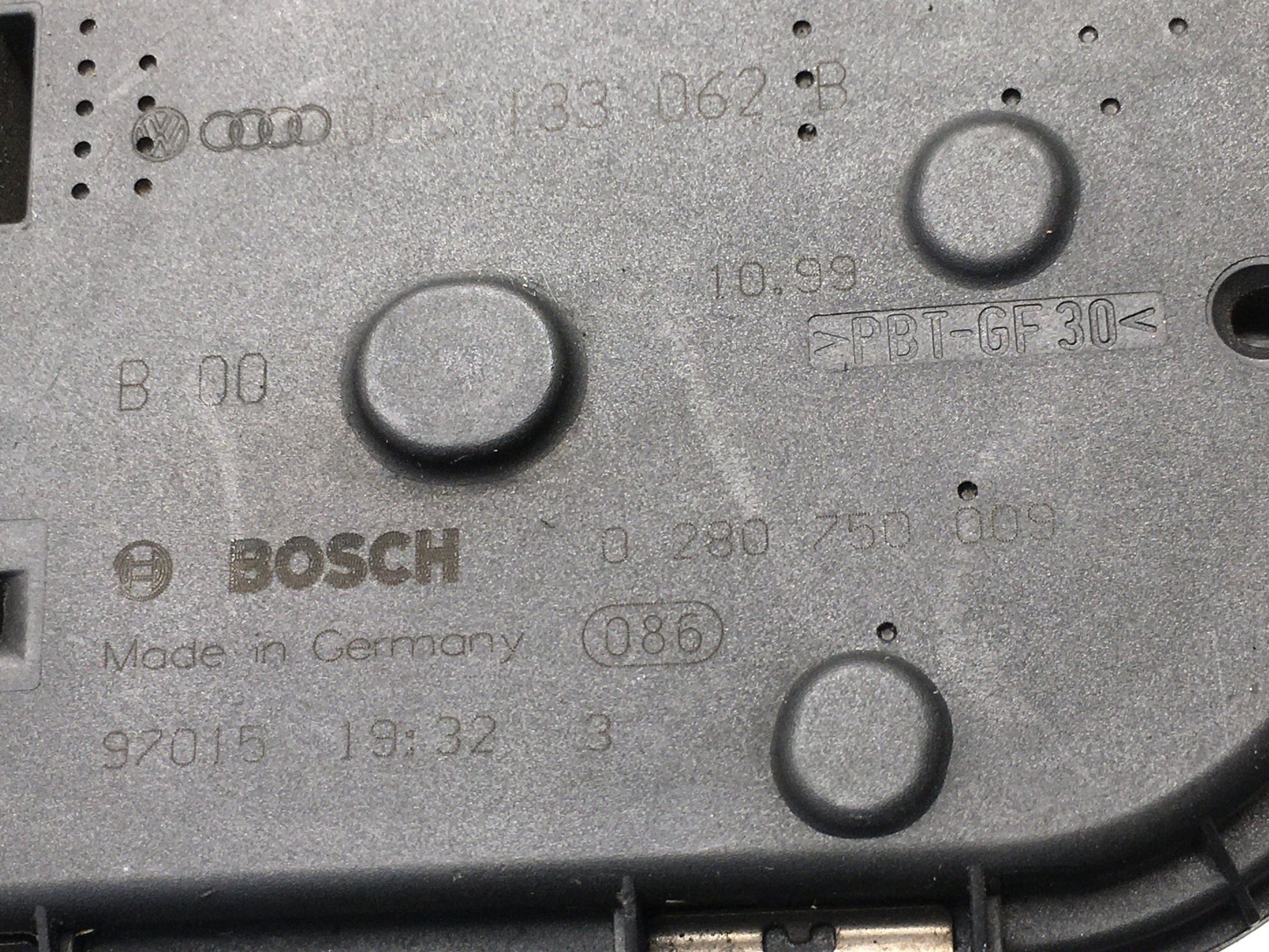 Cuerpo mariposa VW 06B133062b - 0280750009