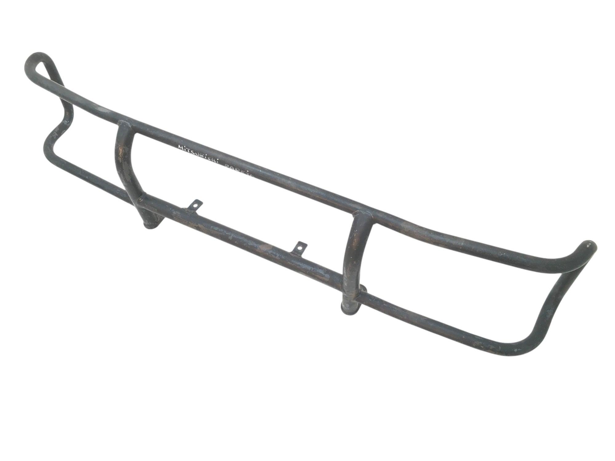 Defensa paragolpes delantero Mitsubishi Montero I - 