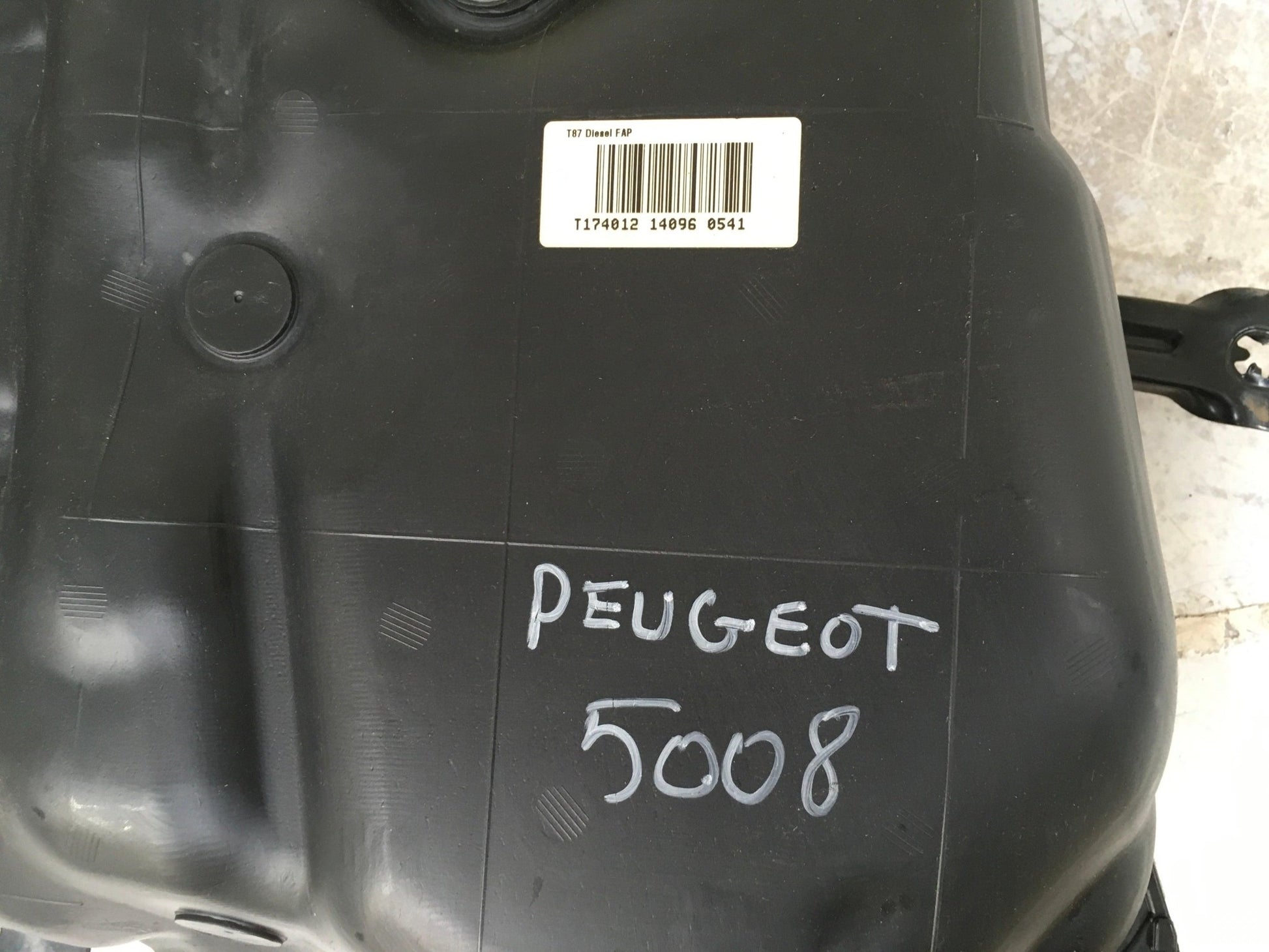 Deposito combustible Peugeot 5008 I - 9677291680