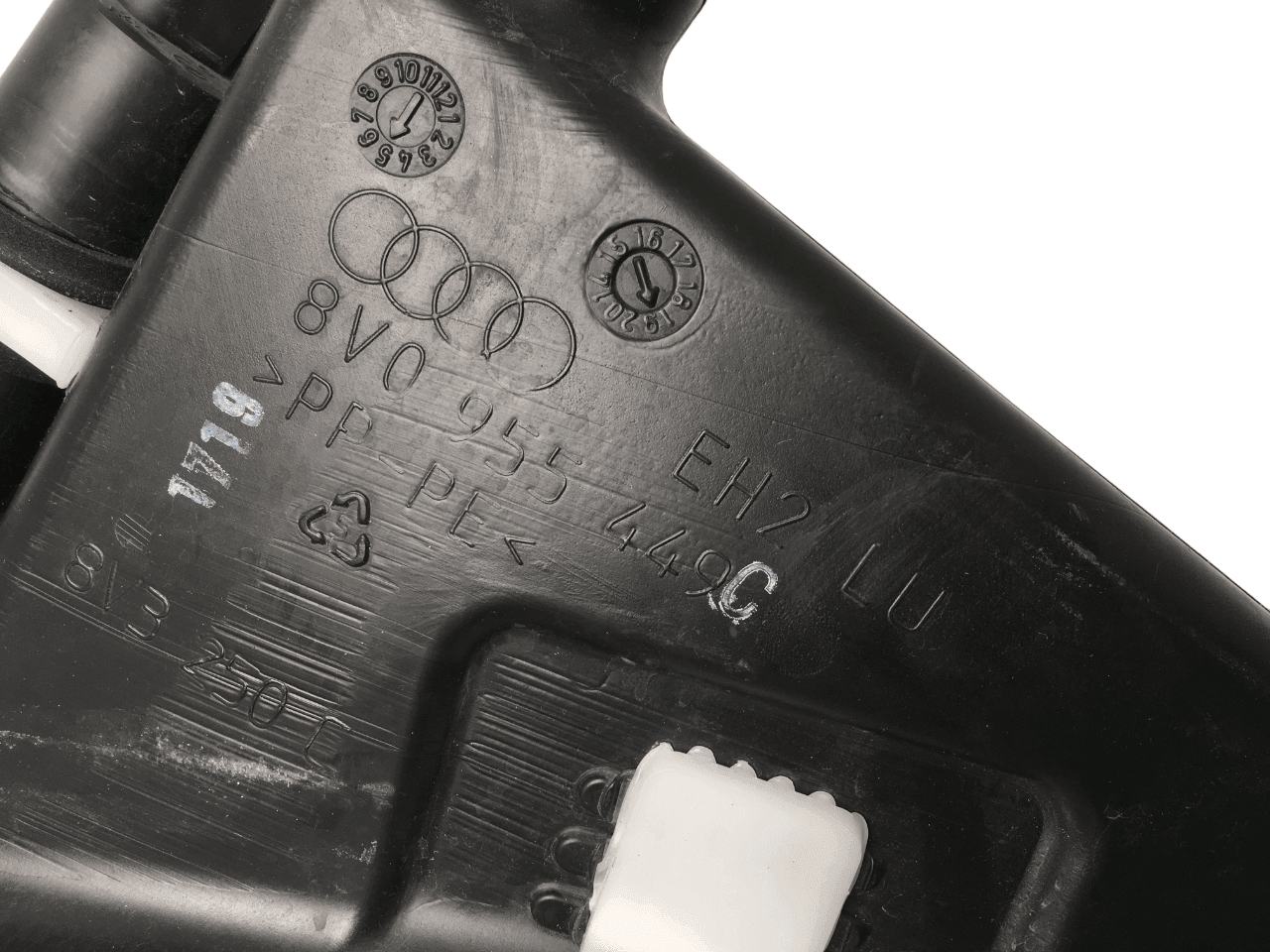 Deposito limpia Audi RS3 8V - 8V0955449C