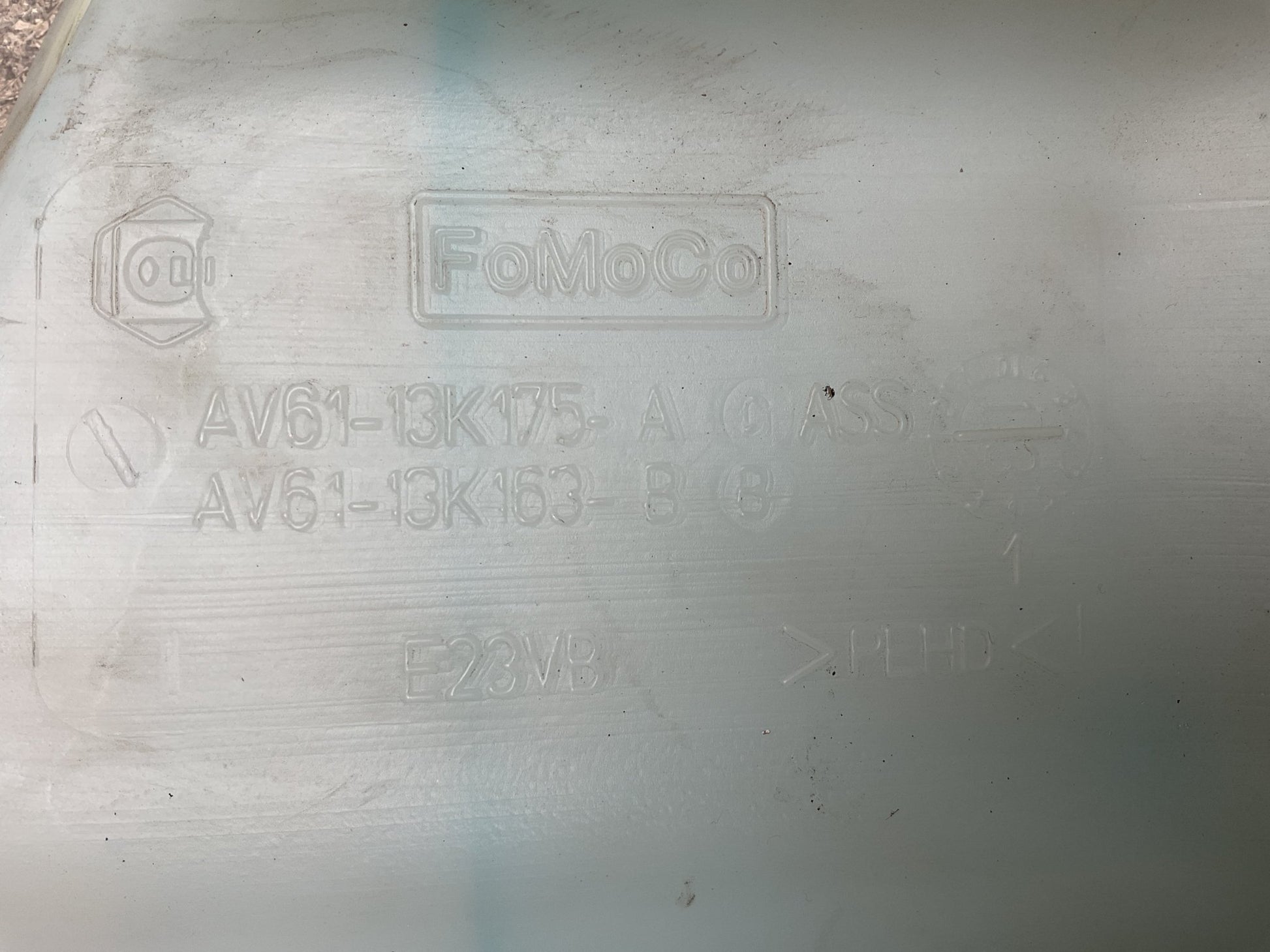 Deposito Limpia Ford C - Max 2010 - 2019 - AV6113K175A