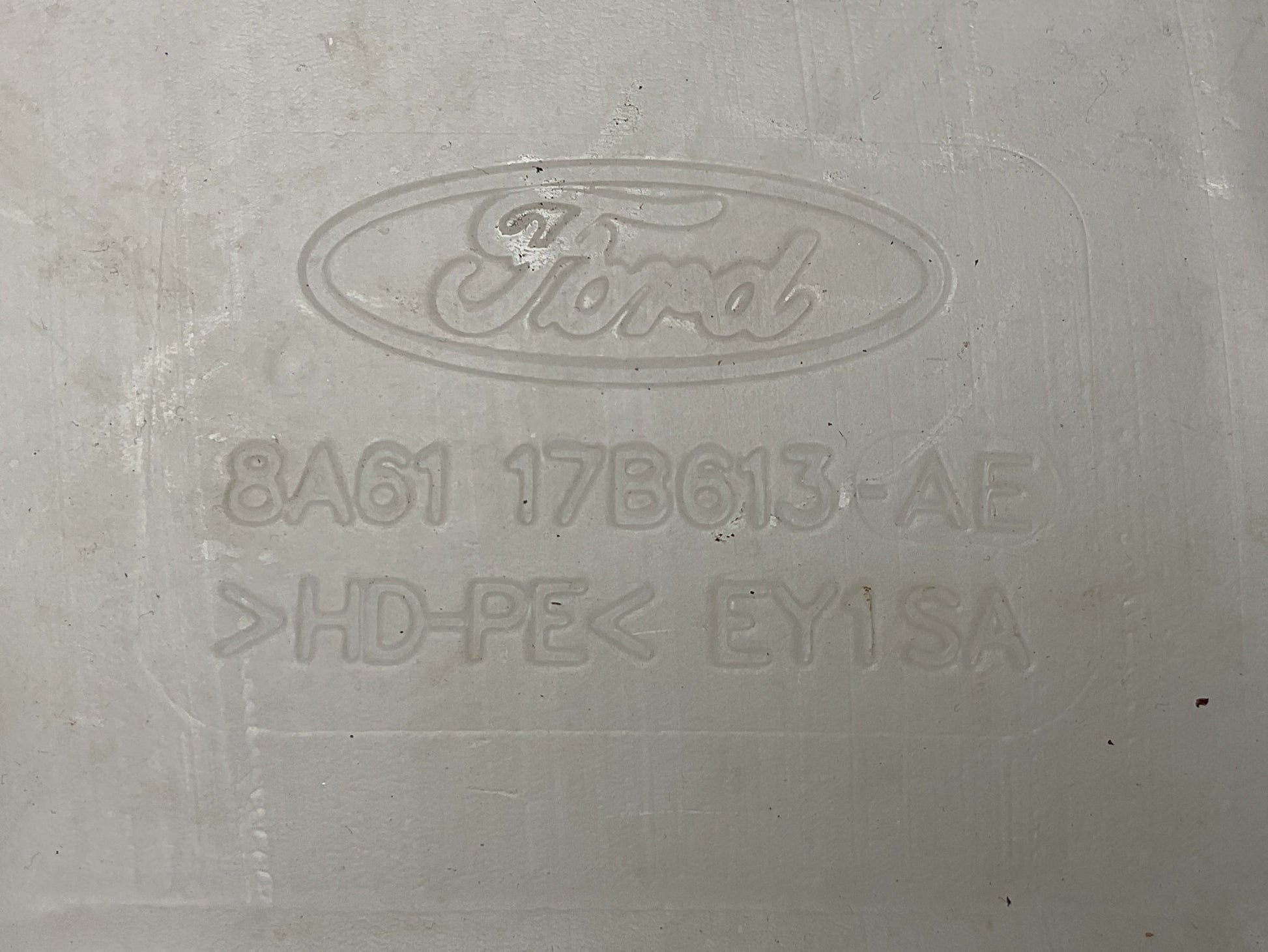 Deposito LImpia Ford Fiesta 2008 - 2017 - 8A6117B613AE