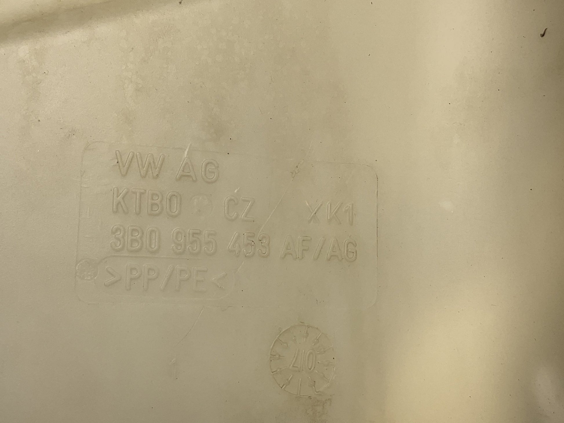 Deposito Limpia Passat Superb 1996 - 2008 - 3B0955453AF