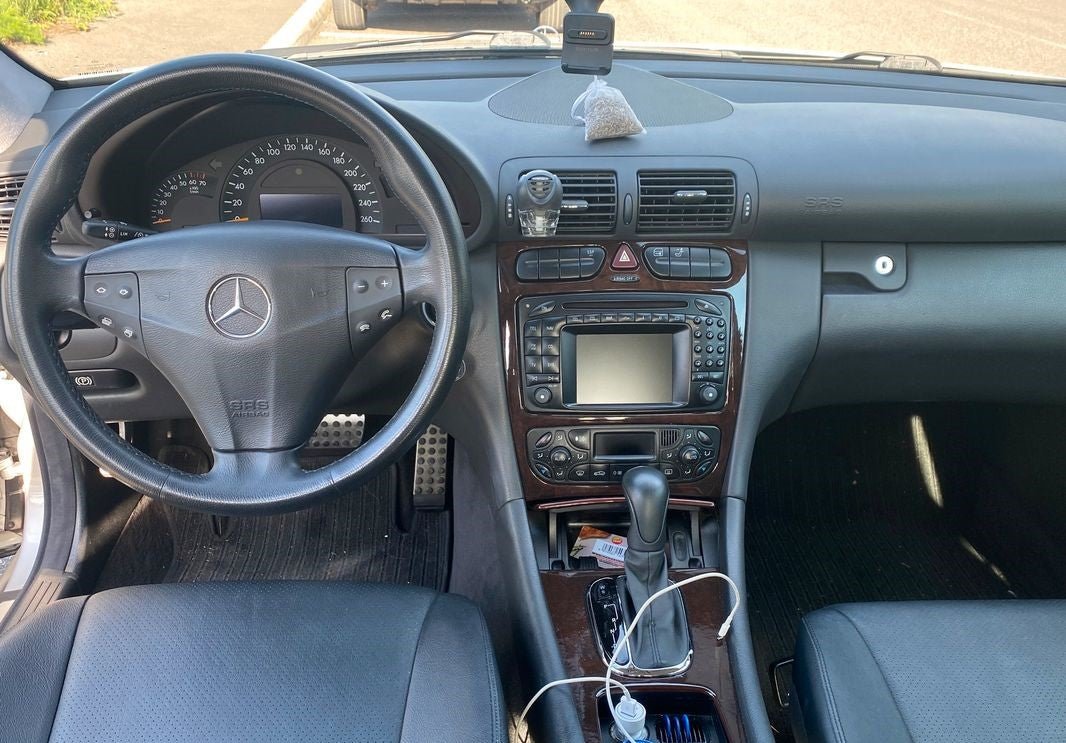 Despiece Mercedes Clase C W203 - DESPIECE Mercedes Clase C