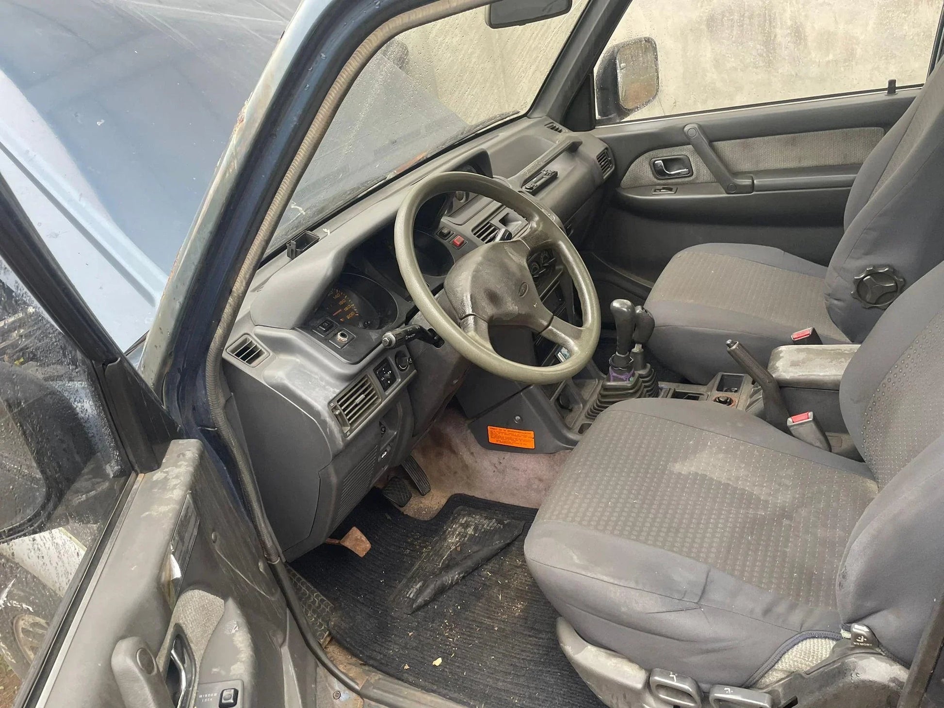Despiece Mitsubishi Montero 2.5