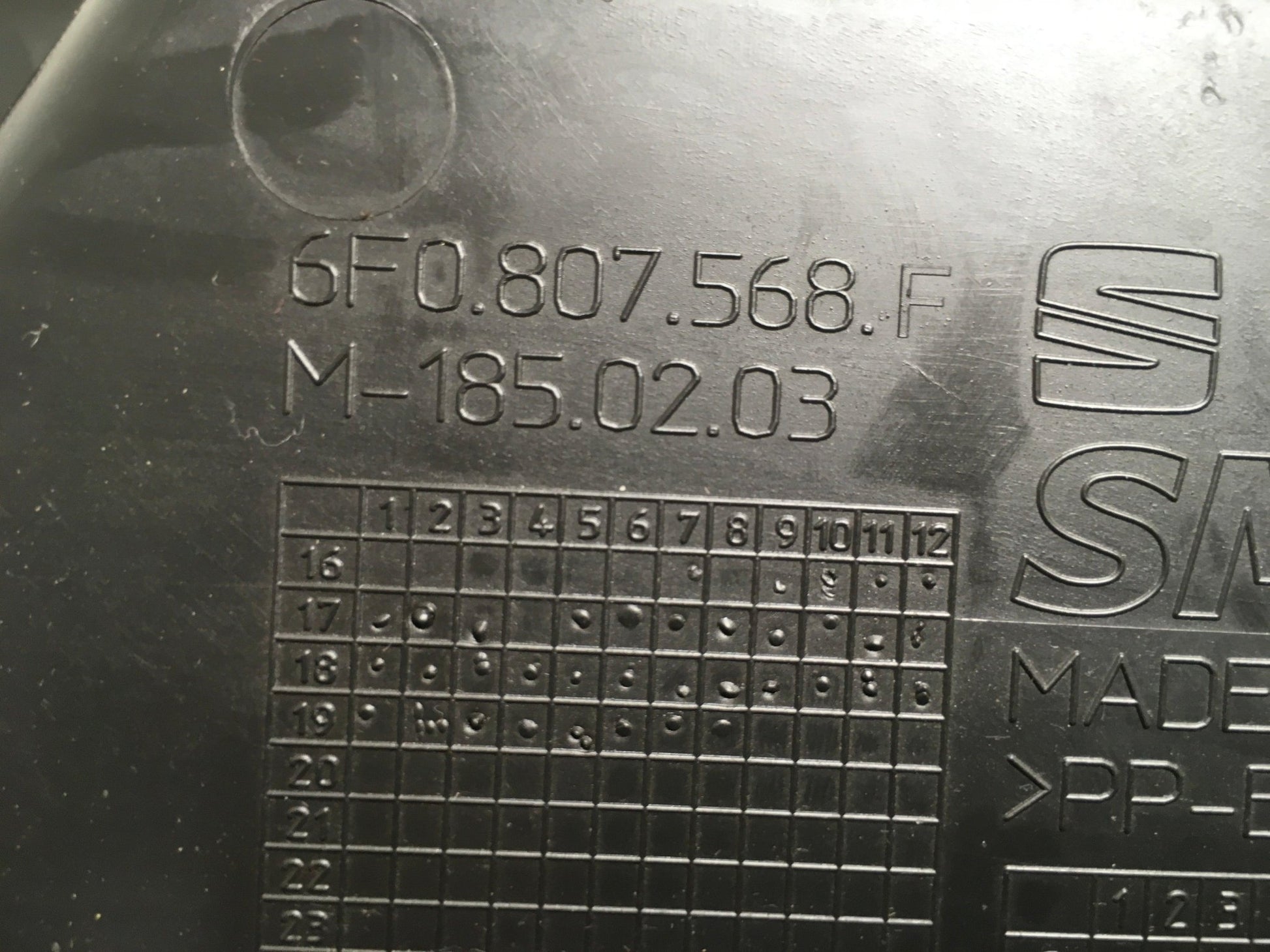 Difusor paragolpes trasero Seat Ibiza V FR - 6F0807568F