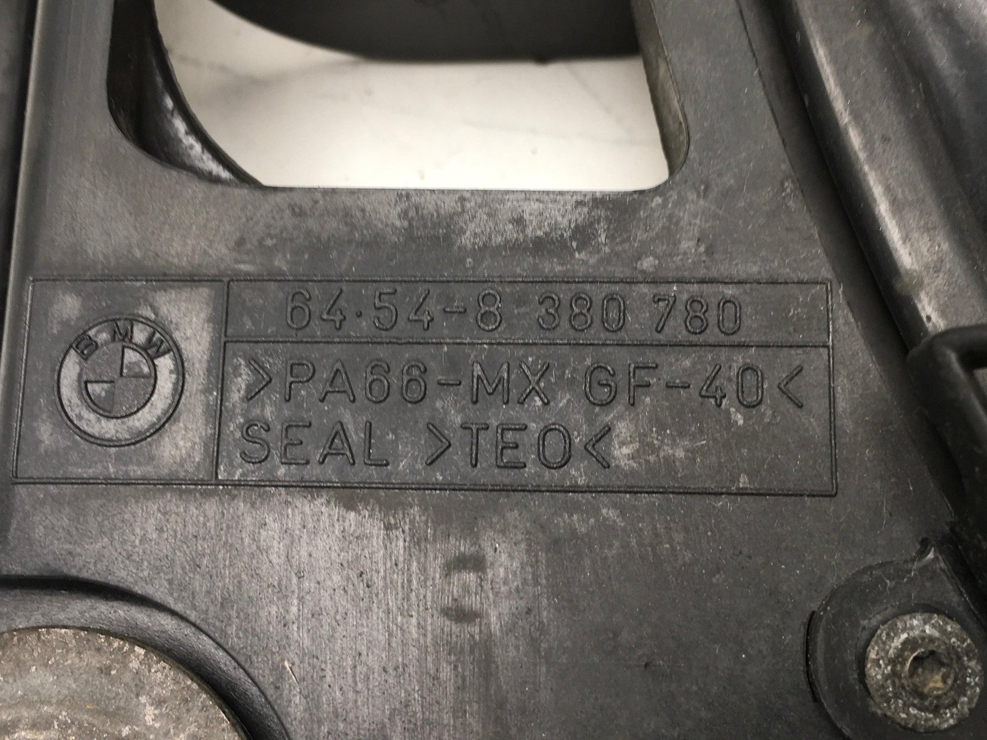 Electroventilador BMW 5 E39 - 64548380780