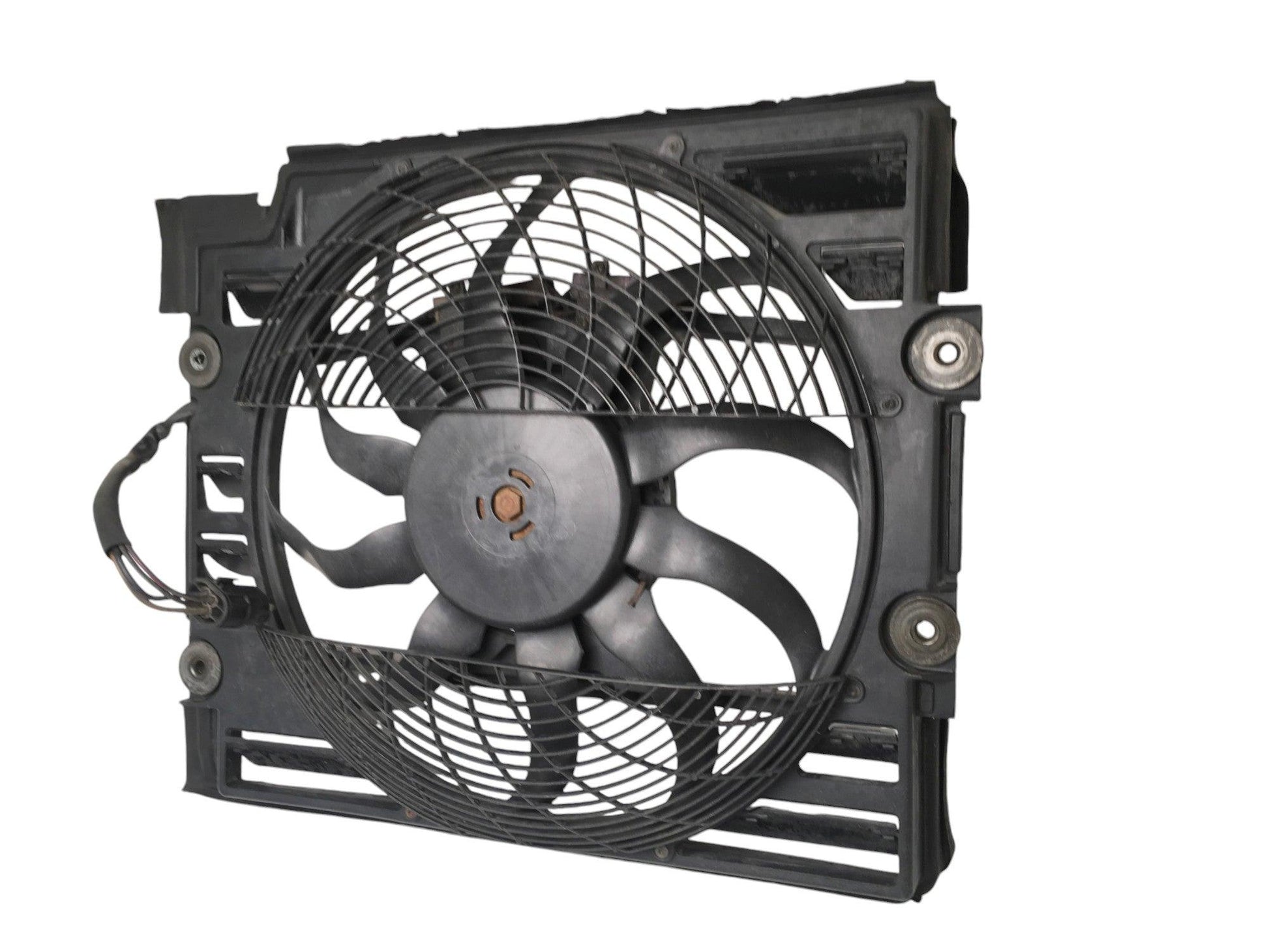 Electroventilador BMW 5 E39 - 64548380780