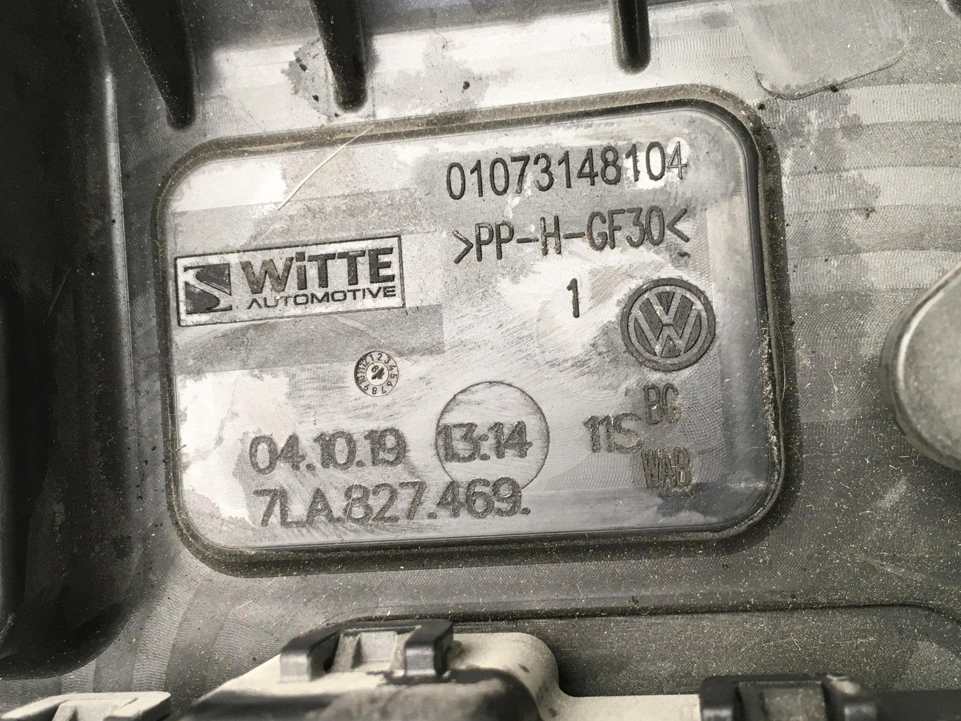 Elemento liberacion puerta VW Caddy MK4 - 7LA827469