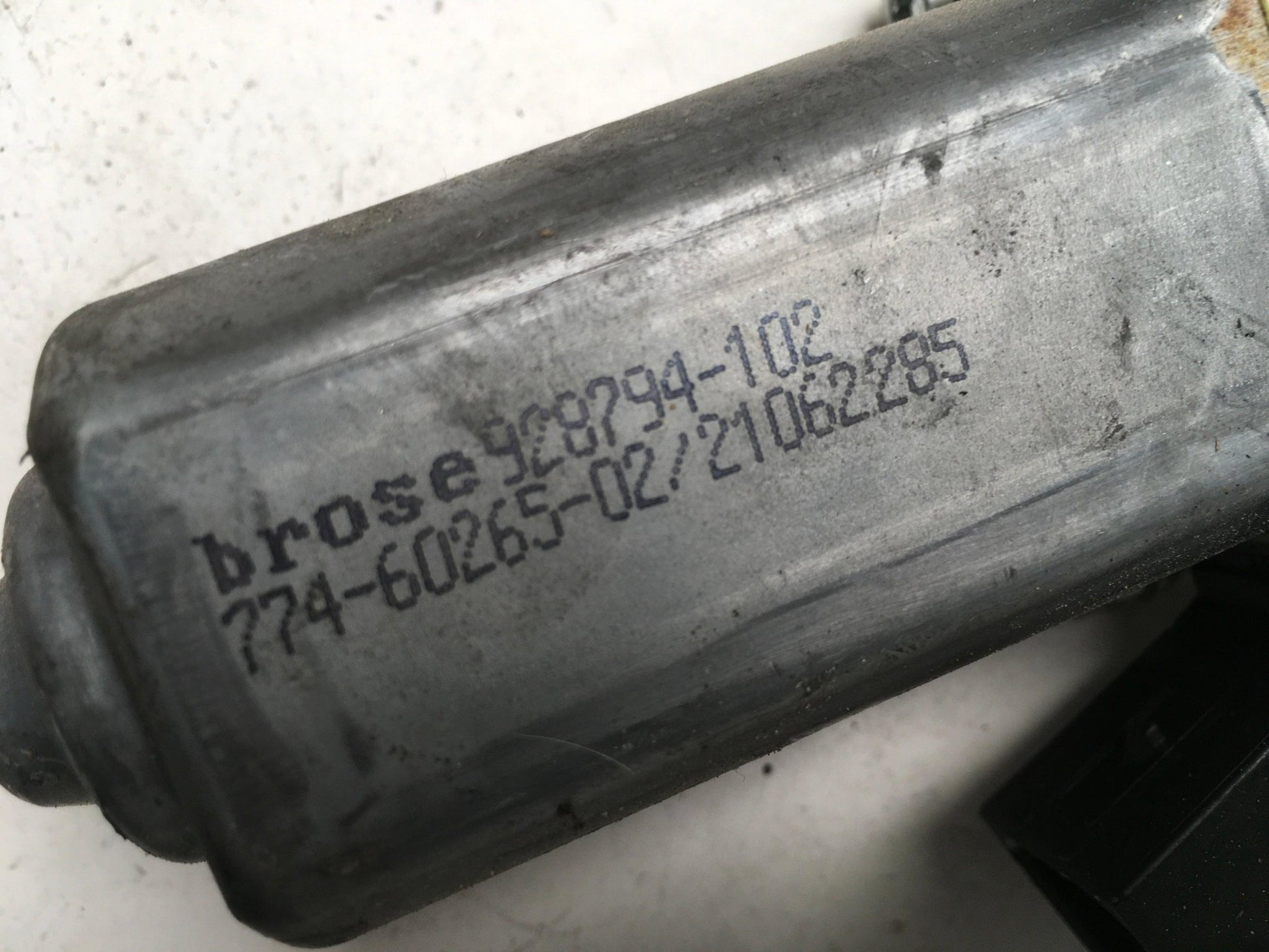 Elevalunas del dcho Mercedes Vito W639 - A6397200546