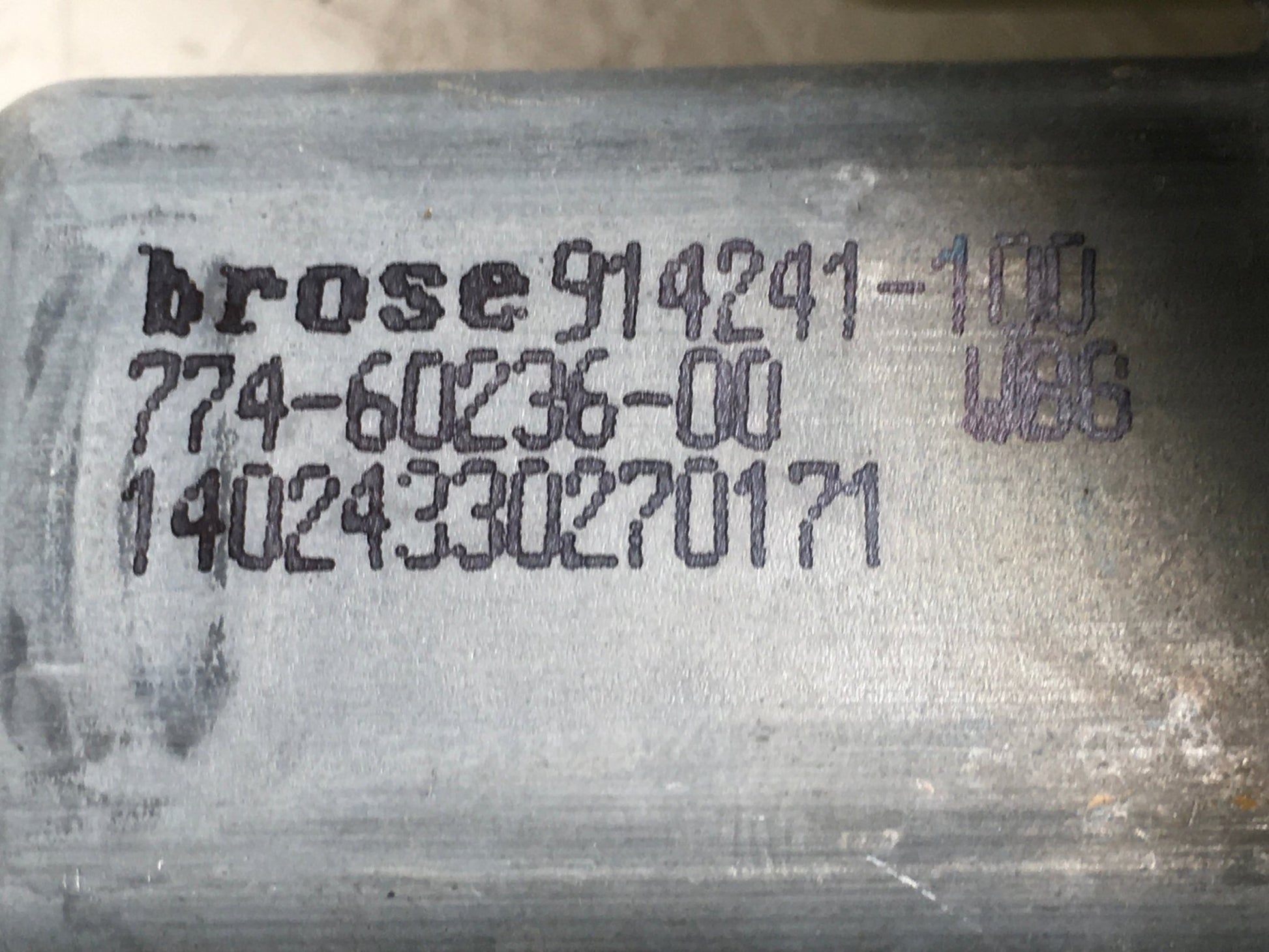 Elevalunas del dcho Peugeot 5008 3008 - 9682808880