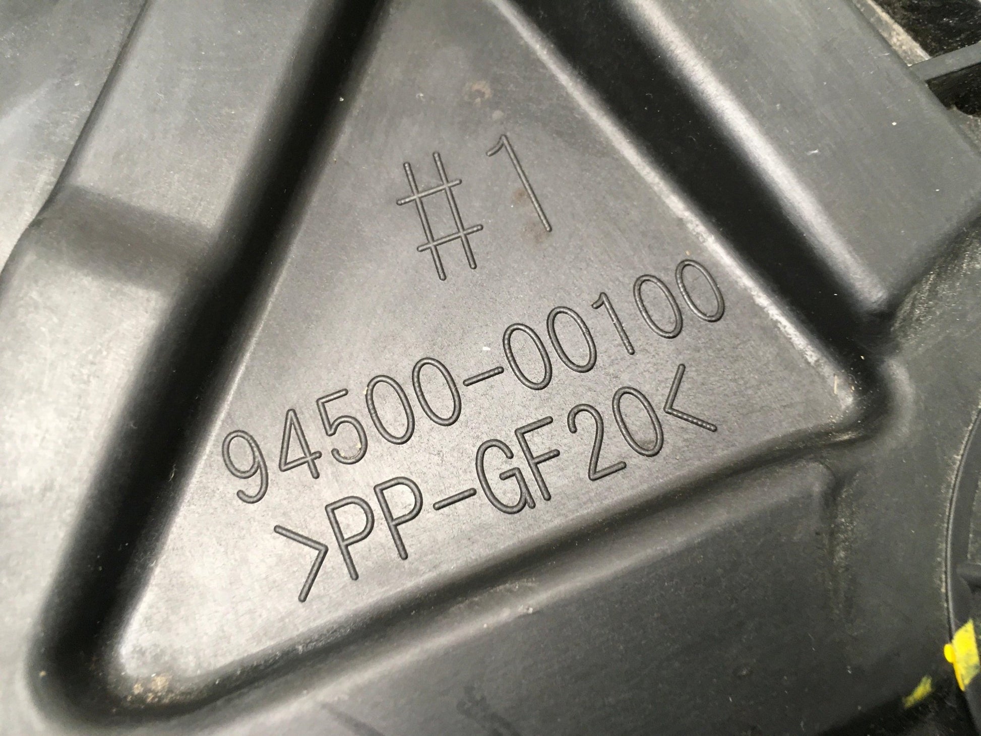 Elevalunas del izq Kia Ceed - 82470J7000