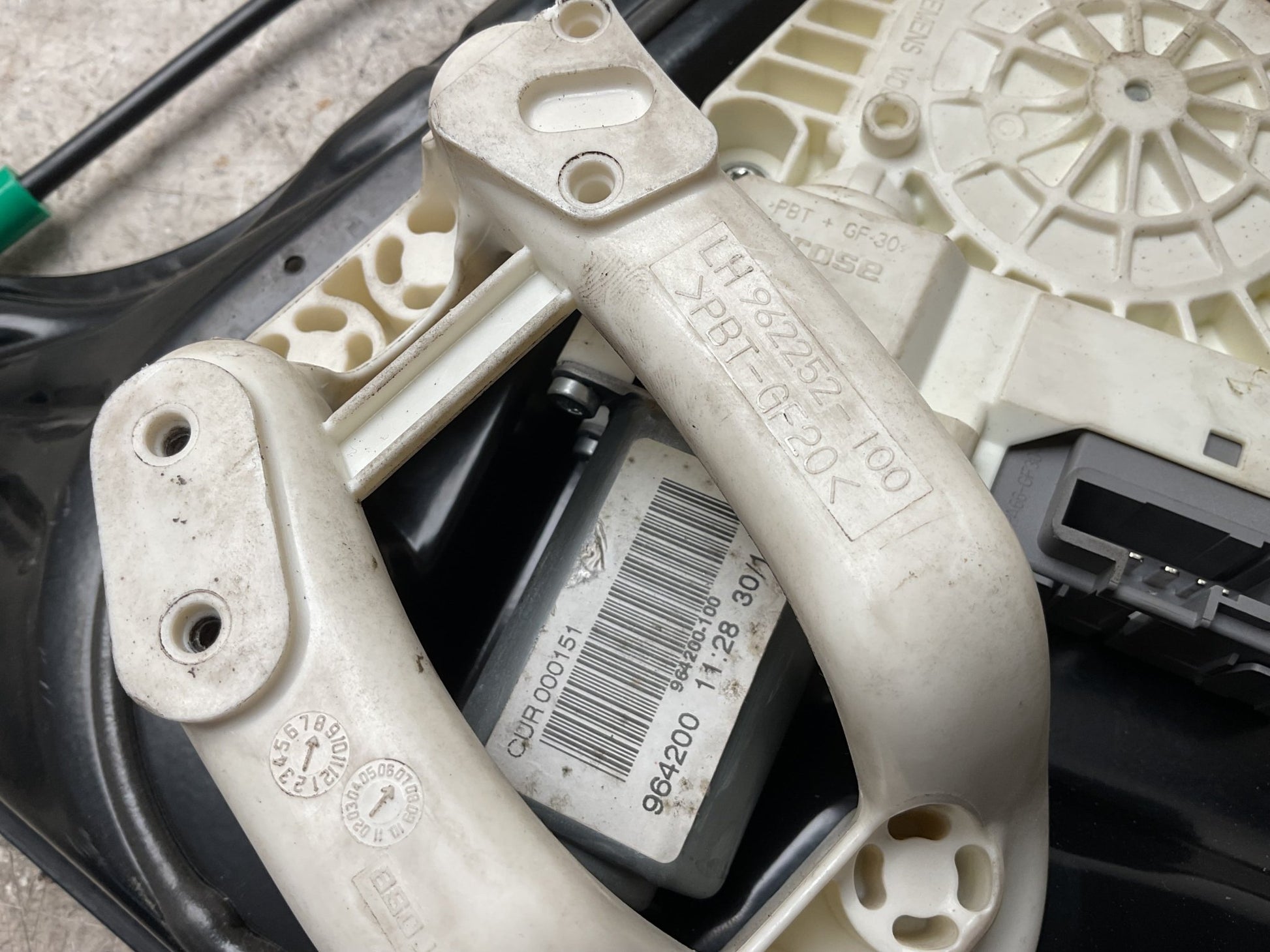 Elevalunas del izq Range Rover L319 L320 - LH962252