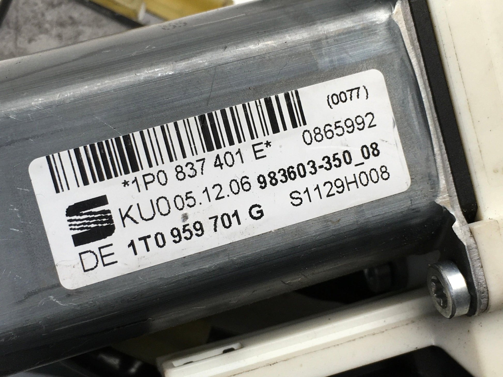 Elevalunas delantero izq Seat Leon 2 1P - 1P0837401E