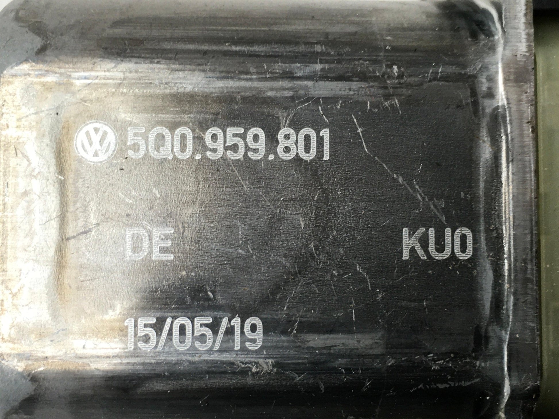 Elevalunas tras izq Audi A3 8V - 5Q0959801