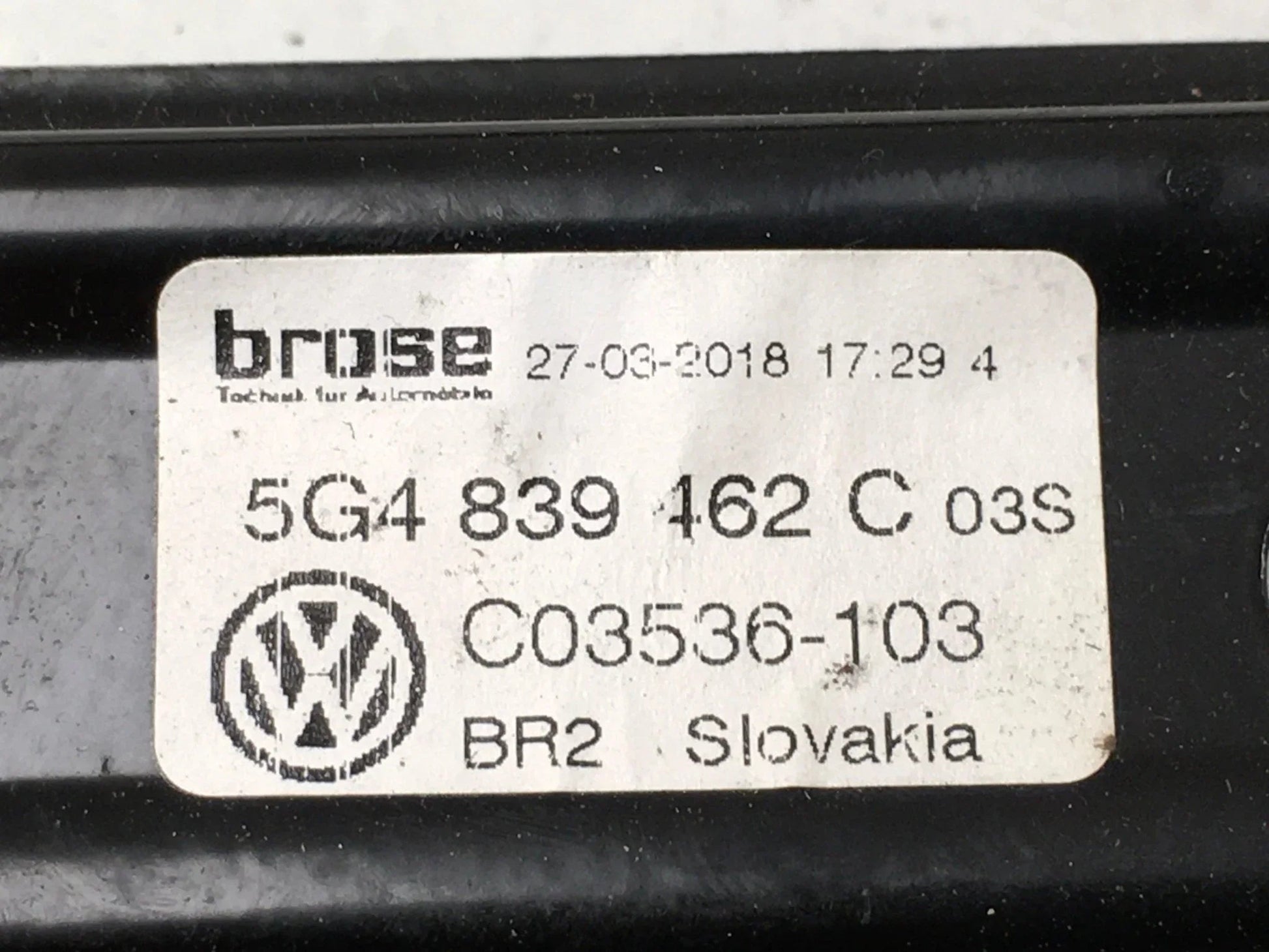 Elevalunas trasero derecho VW Golf VII R-line