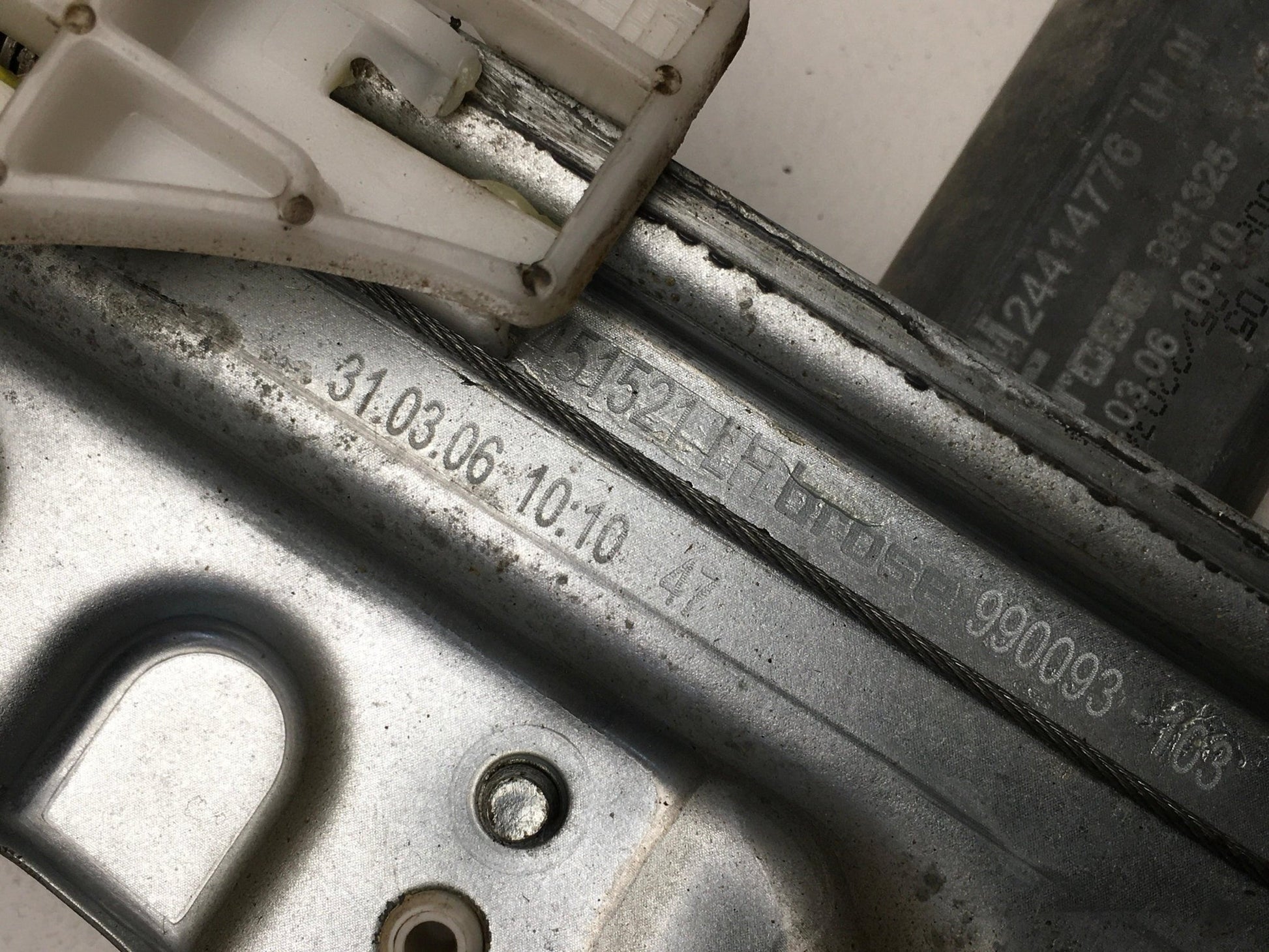 Elevalunas trasero izq Opel vectra C - 24451521