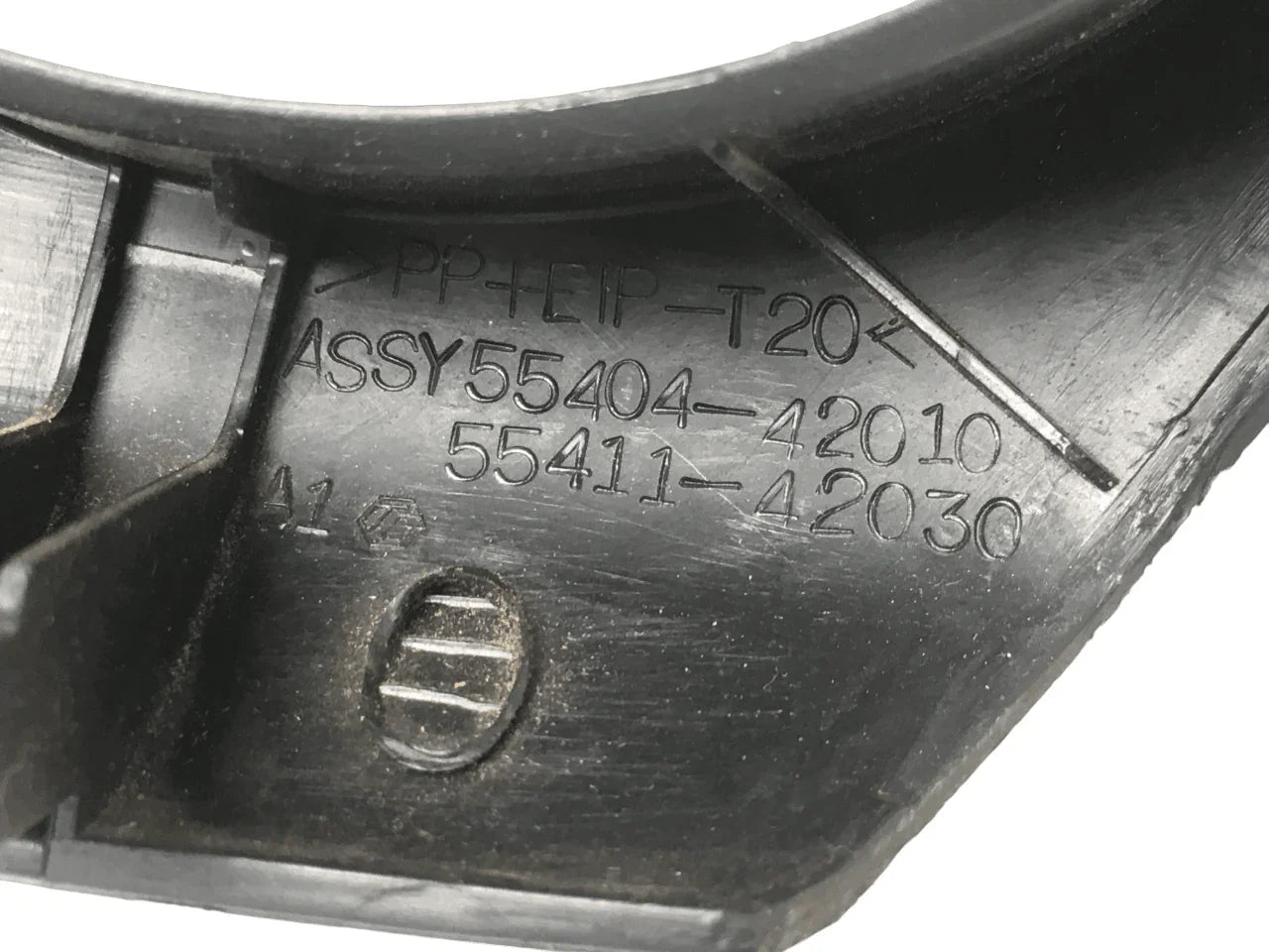 Embellecedor cuadro instrumentos Toyota Rav4 II