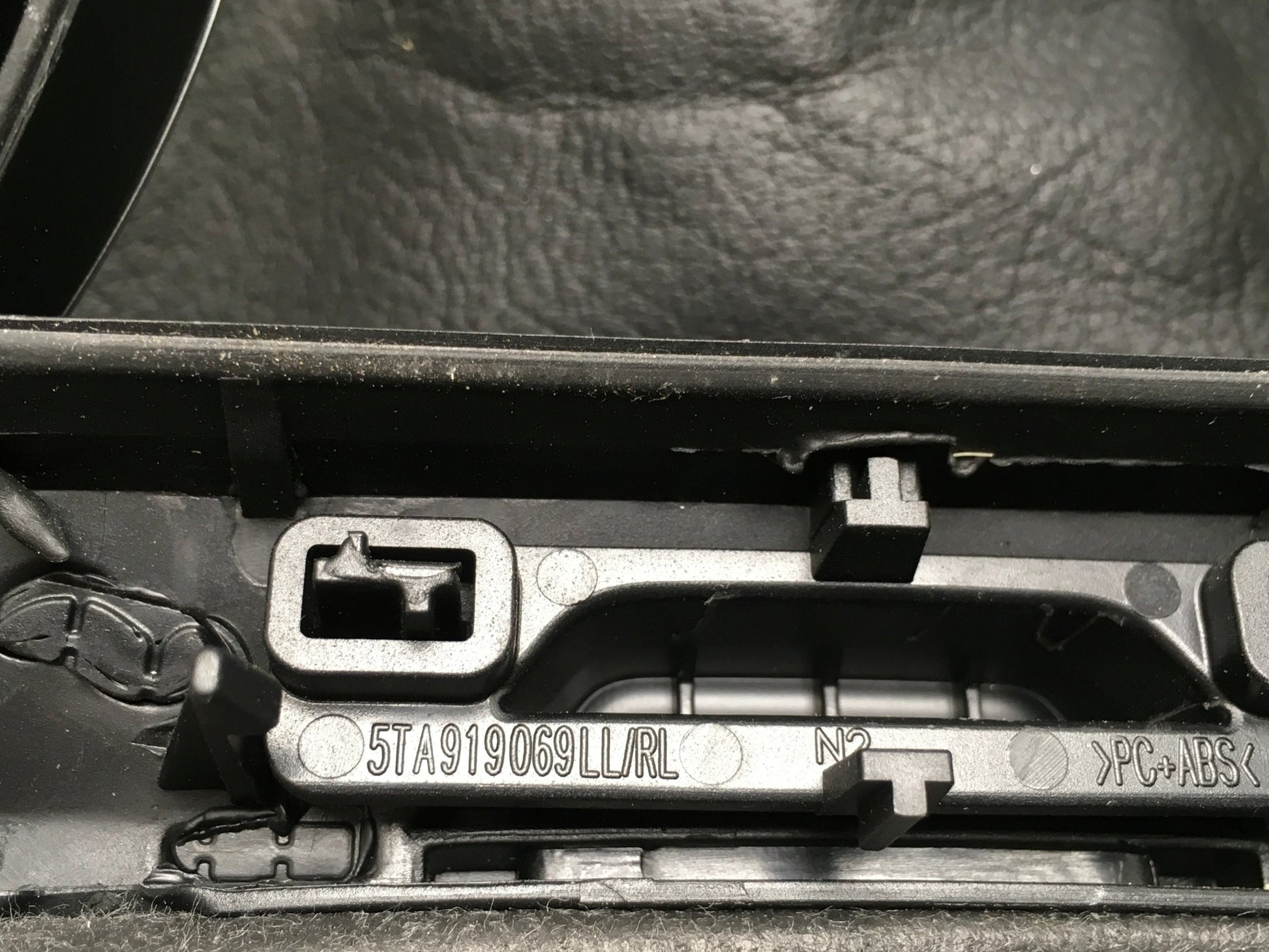 Embellecedor Cuadro Instrumentos VW Touran 5T - 5TA919069LL