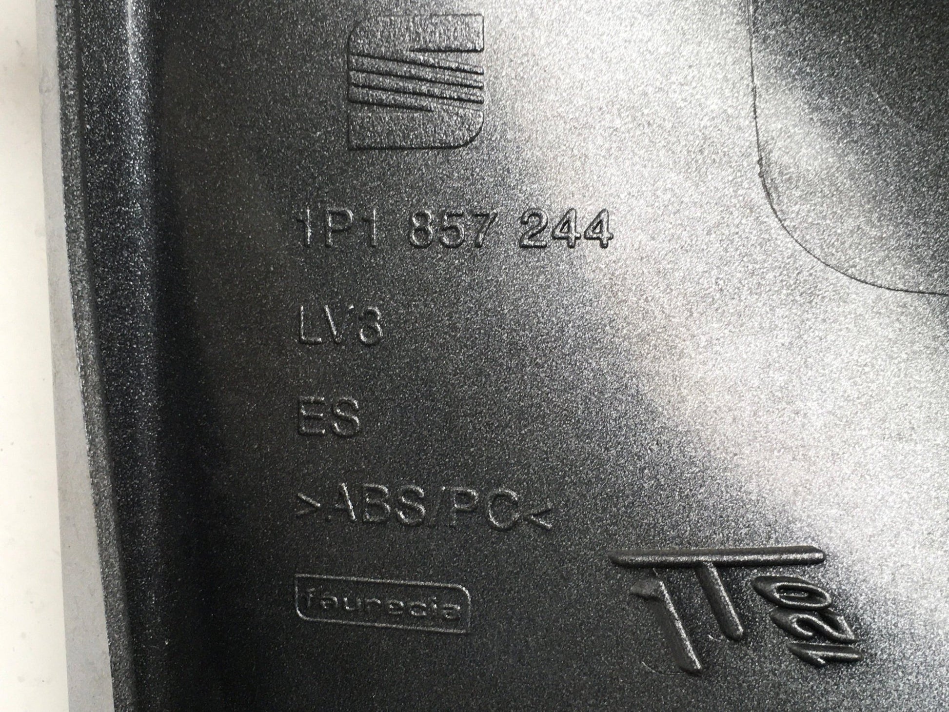 Embellecedor Panel instrumentos Seat Leon II - 1P1857244_