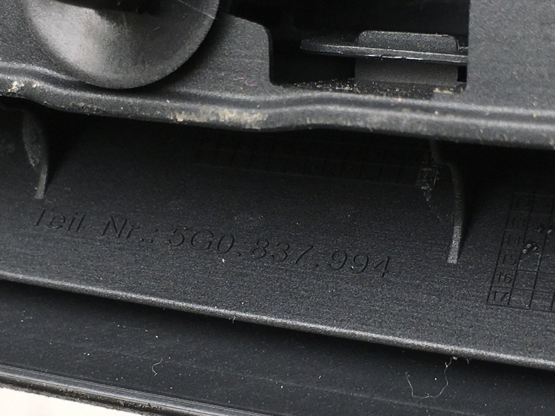 Embellecedor retrovisor derecho VW Golf VII - 5G0837994